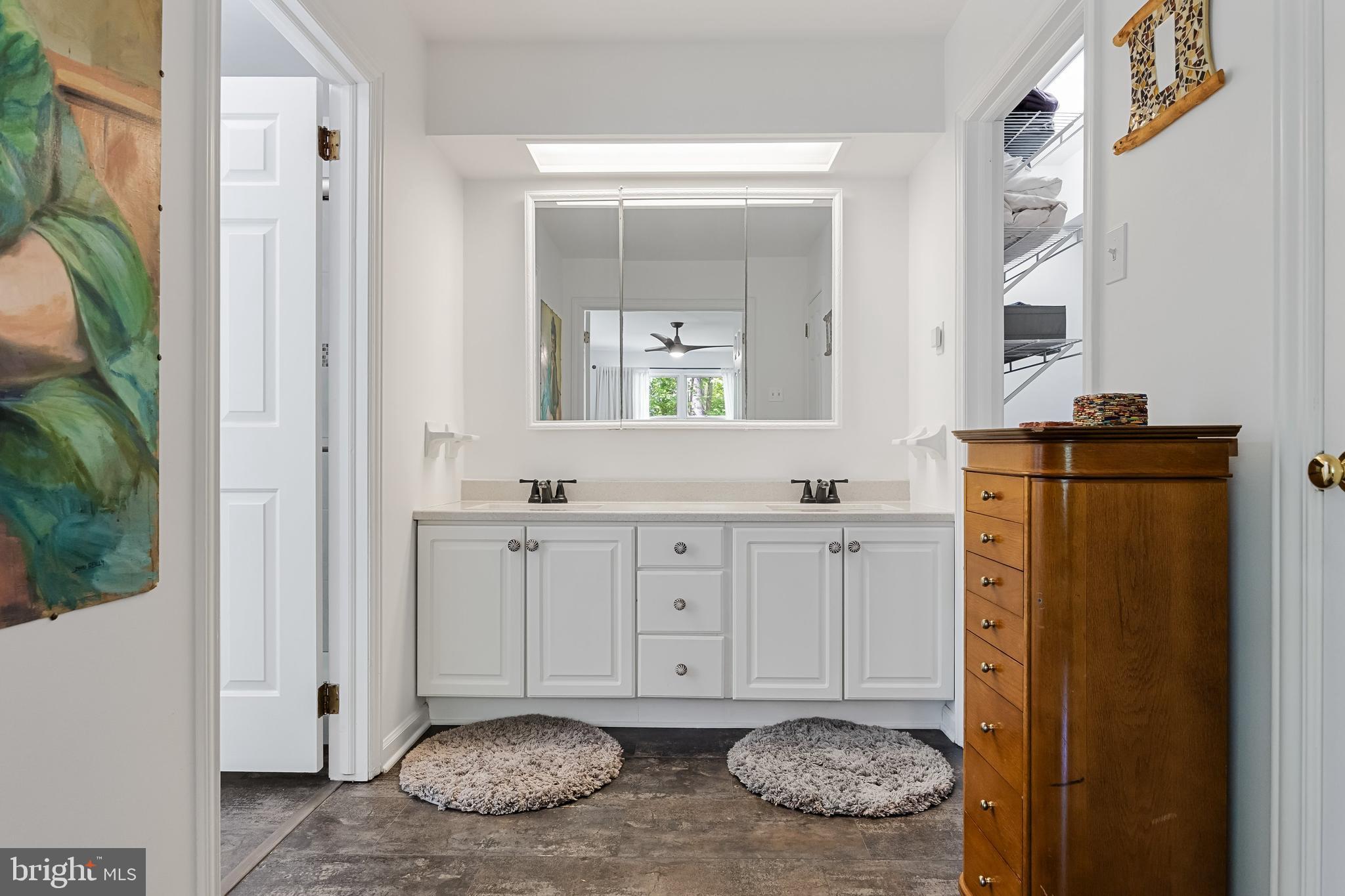 VALENTINE ESTS - Residential