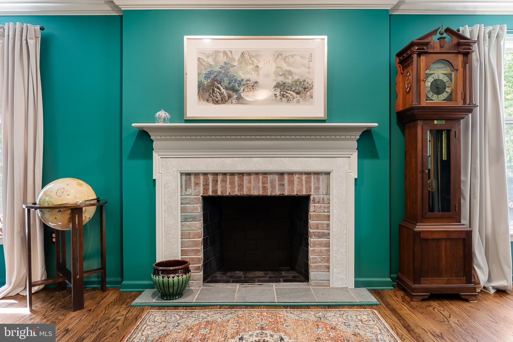 VALENTINE ESTS - Residential