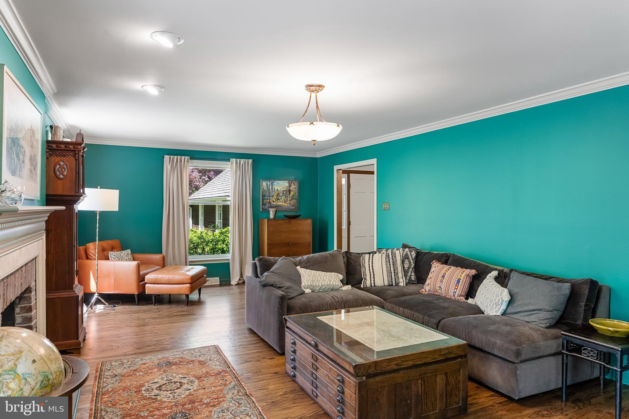 VALENTINE ESTS - Residential