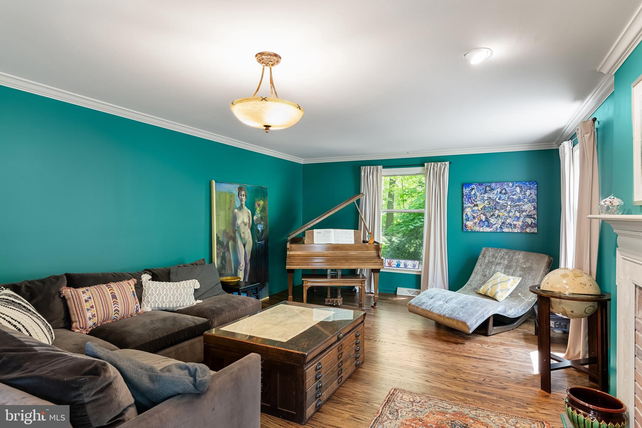 VALENTINE ESTS - Residential