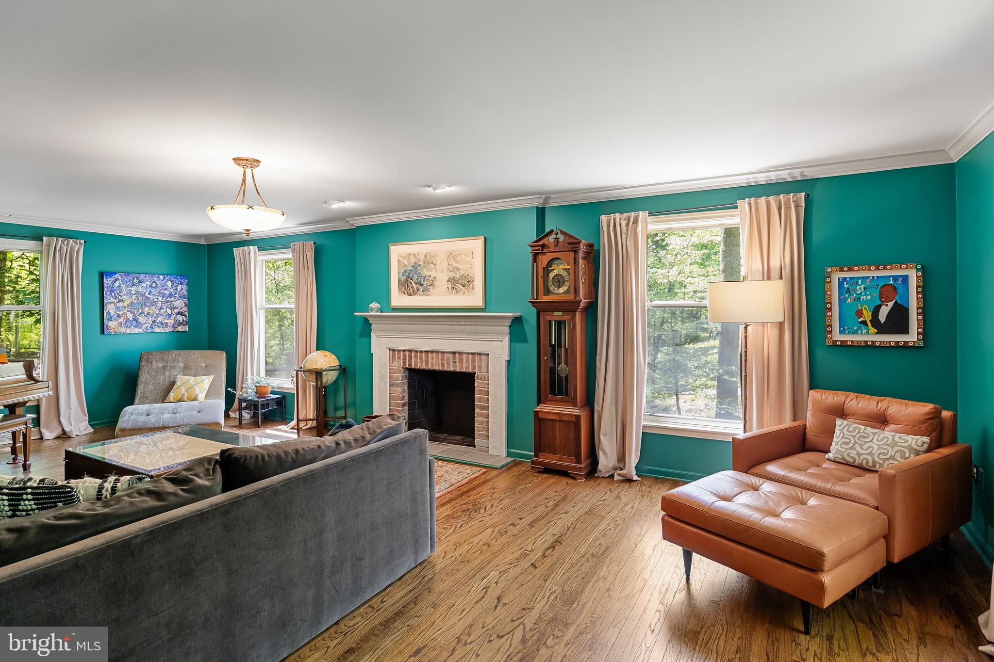 VALENTINE ESTS - Residential