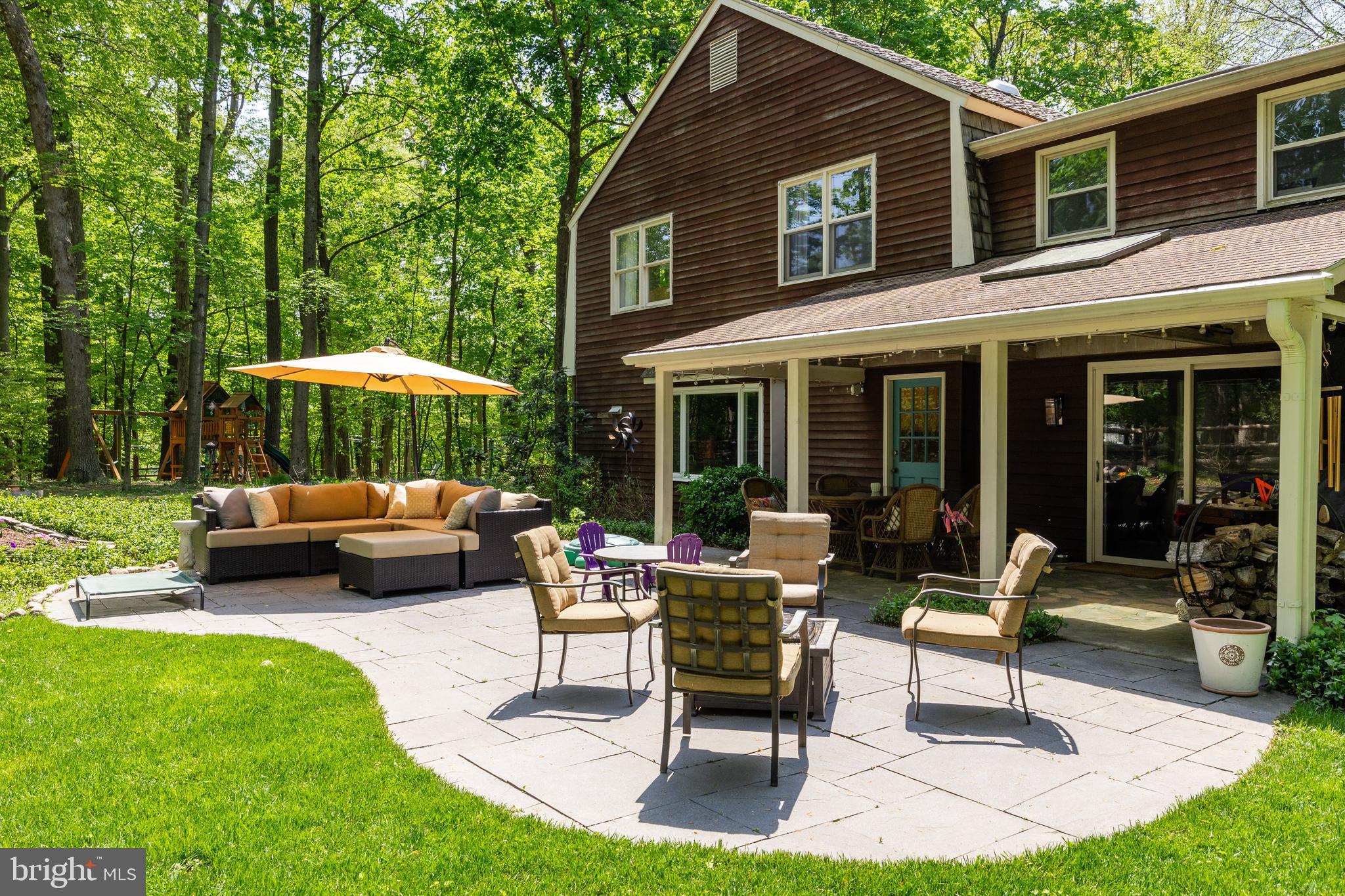 VALENTINE ESTS - Residential