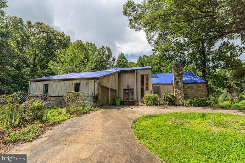 6320 WINDPATTERNS TRAIL