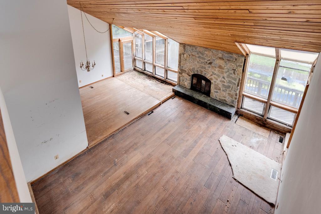 6320 WINDPATTERNS TRAIL