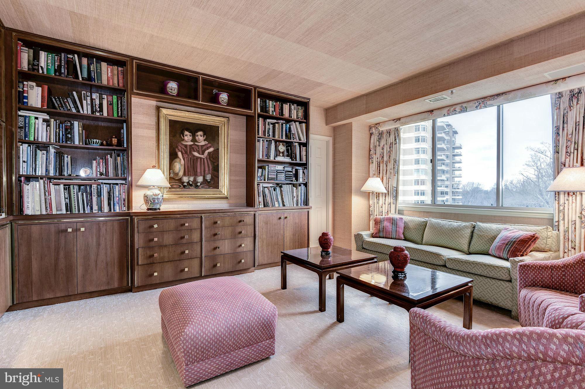 SOMERSET HOUSE - Residential