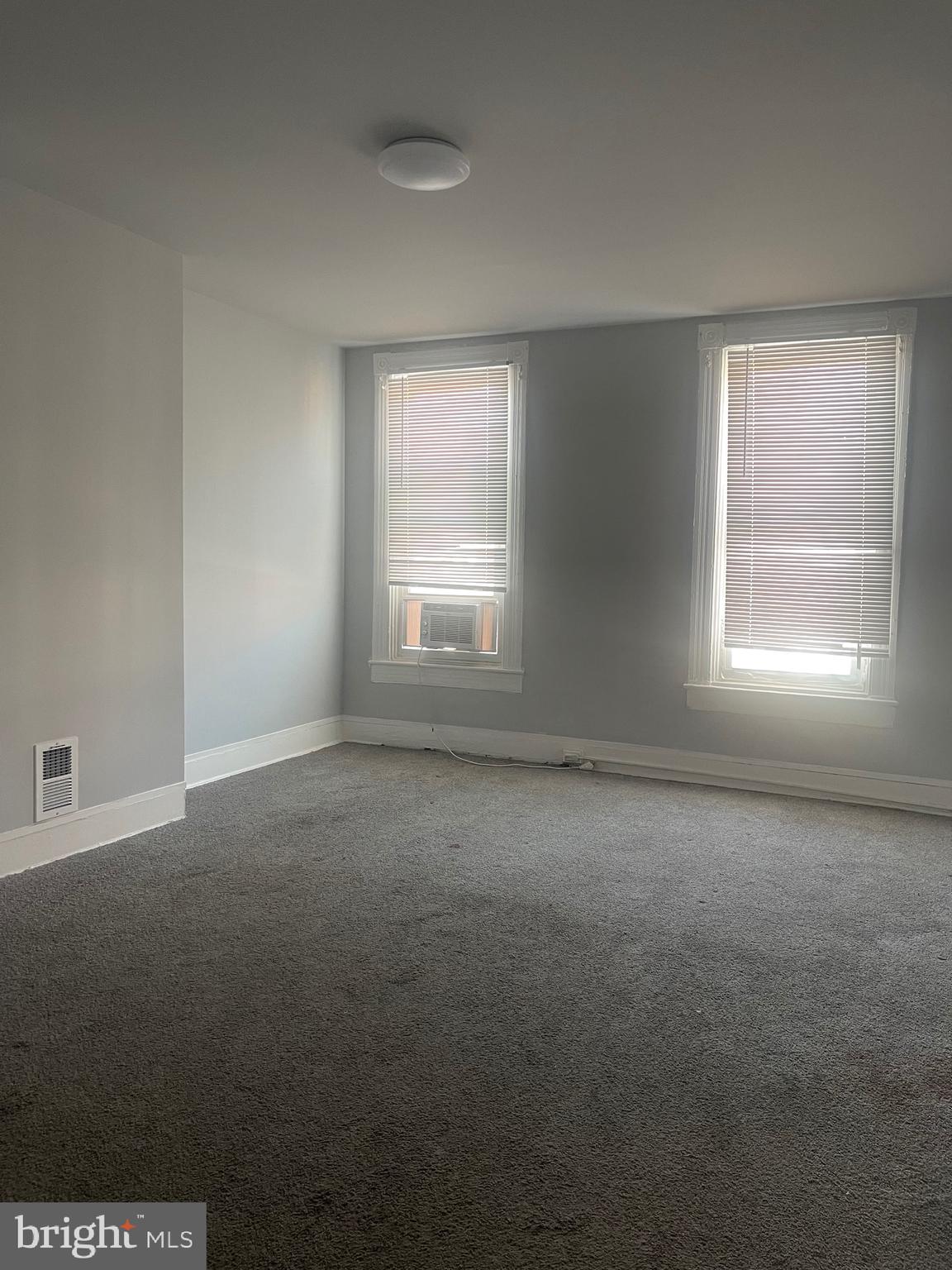 OLIVER - Residential