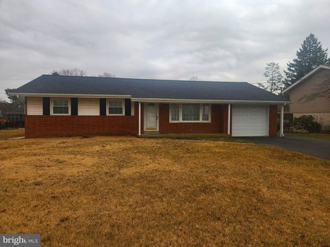 Photo of 1121 Nissley Road, LANCASTER, PA 17601 (MLS # PALA2065942)