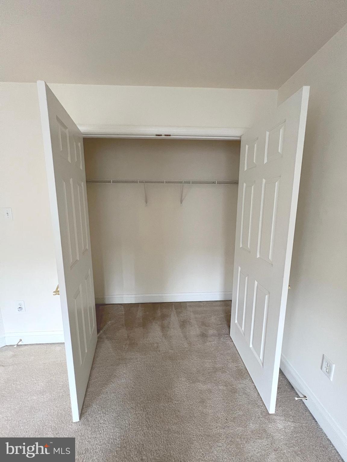 PINEY ORCHARD - Residential Lease