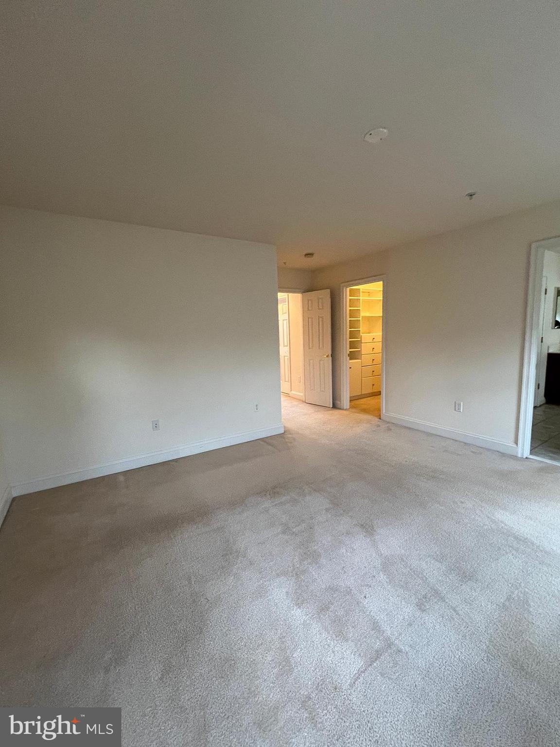 PINEY ORCHARD - Residential Lease