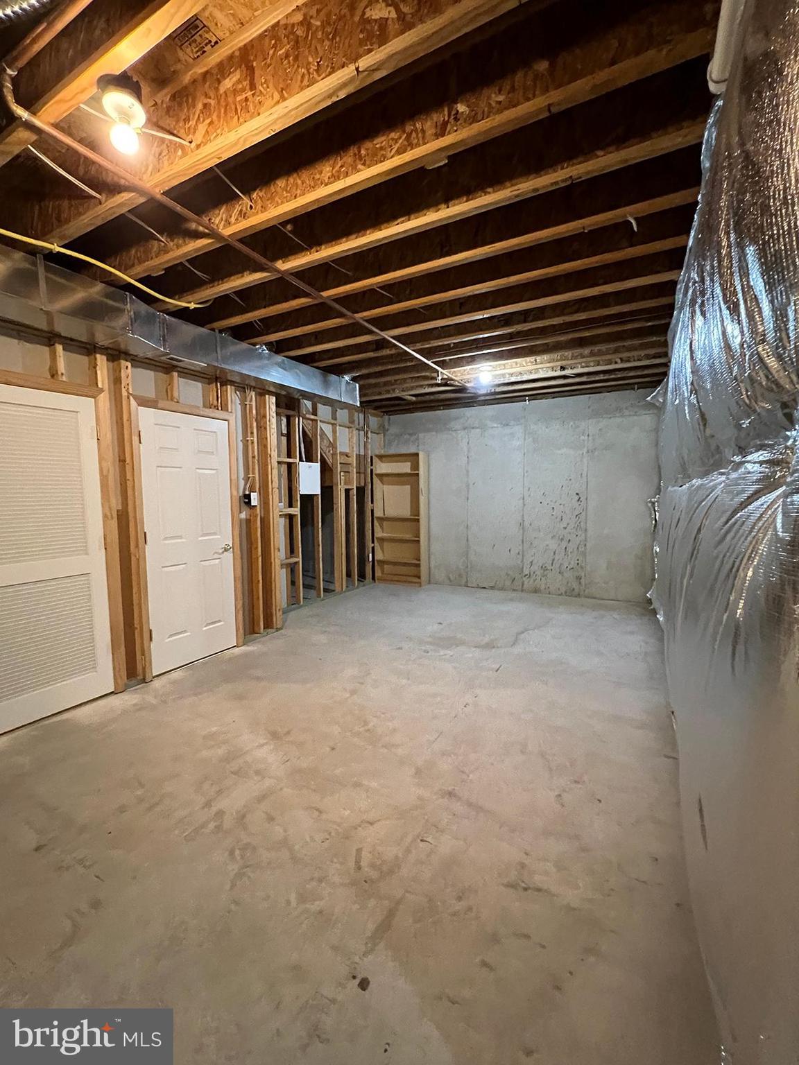 PINEY ORCHARD - Residential Lease