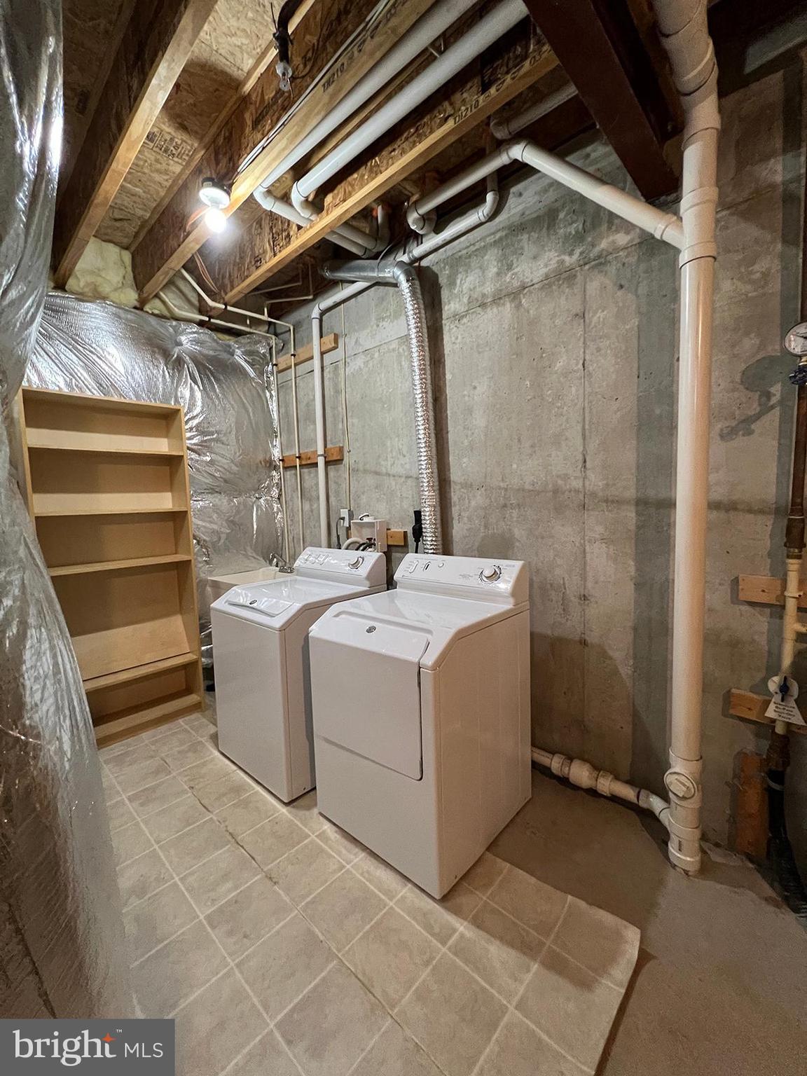 PINEY ORCHARD - Residential Lease