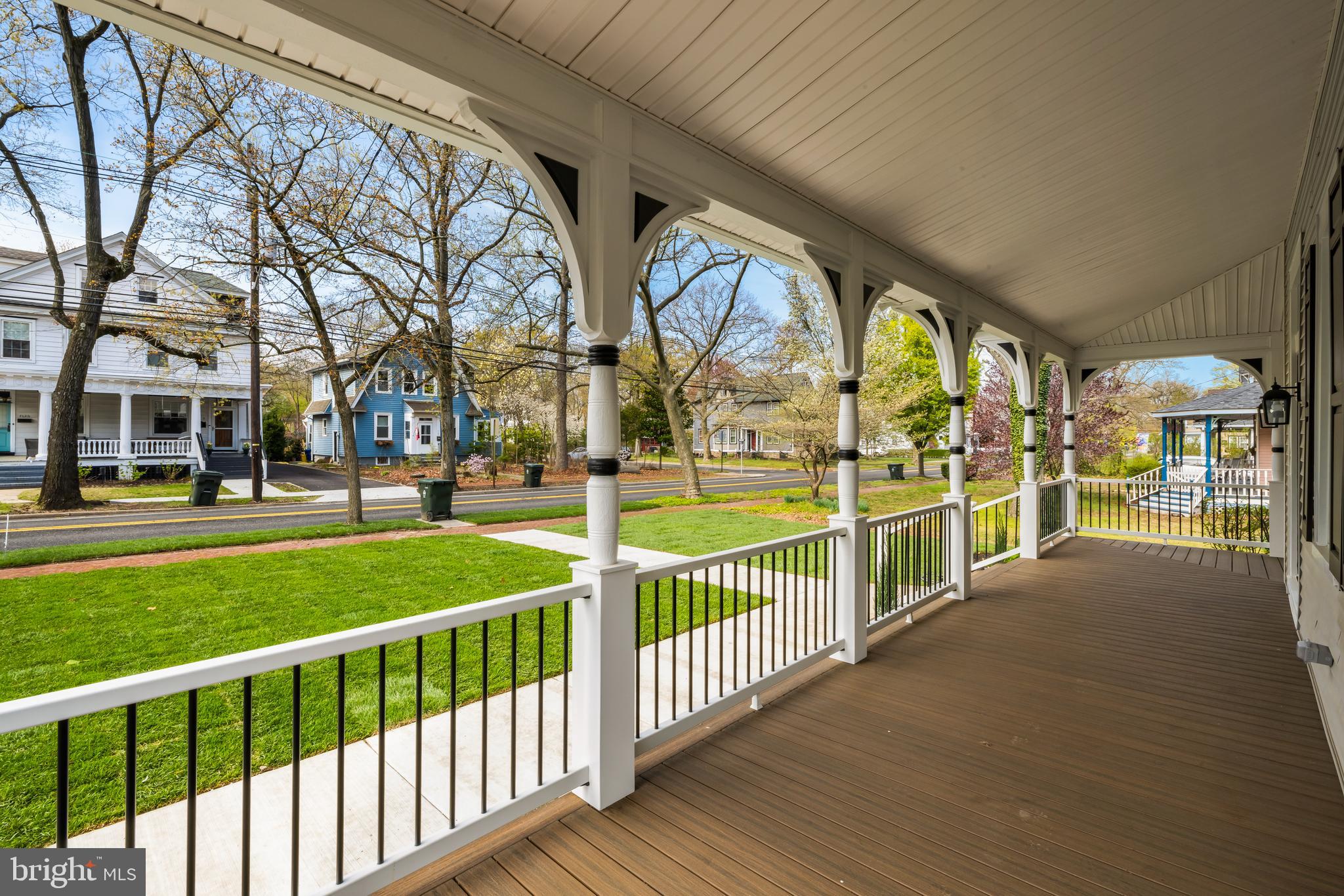 713 MAIN STREET