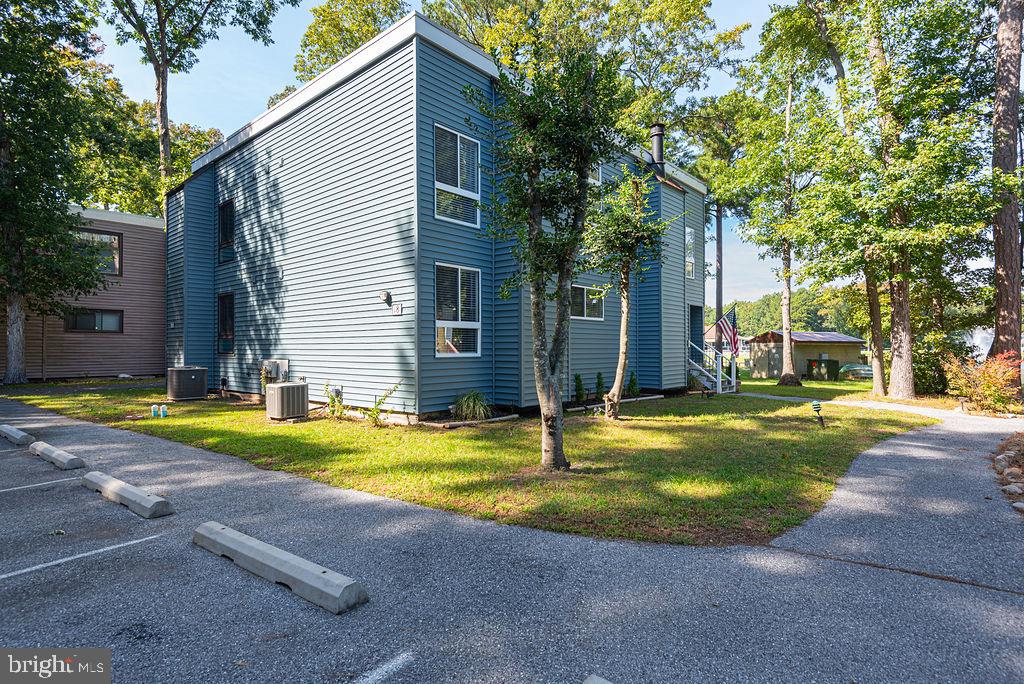 438 OCEAN PARKWAY 18