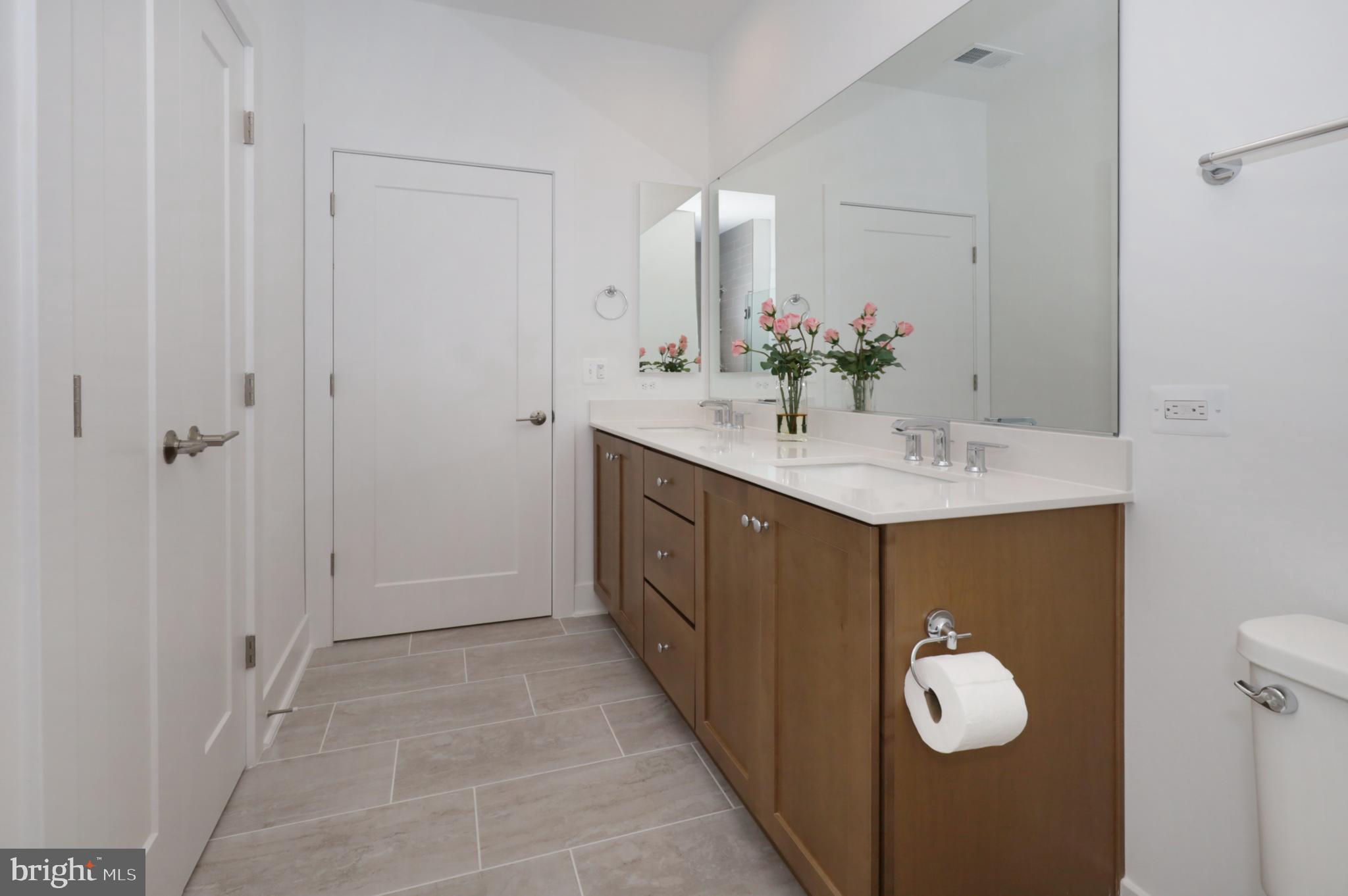 SUTTON HEIGHTS - Residential Lease