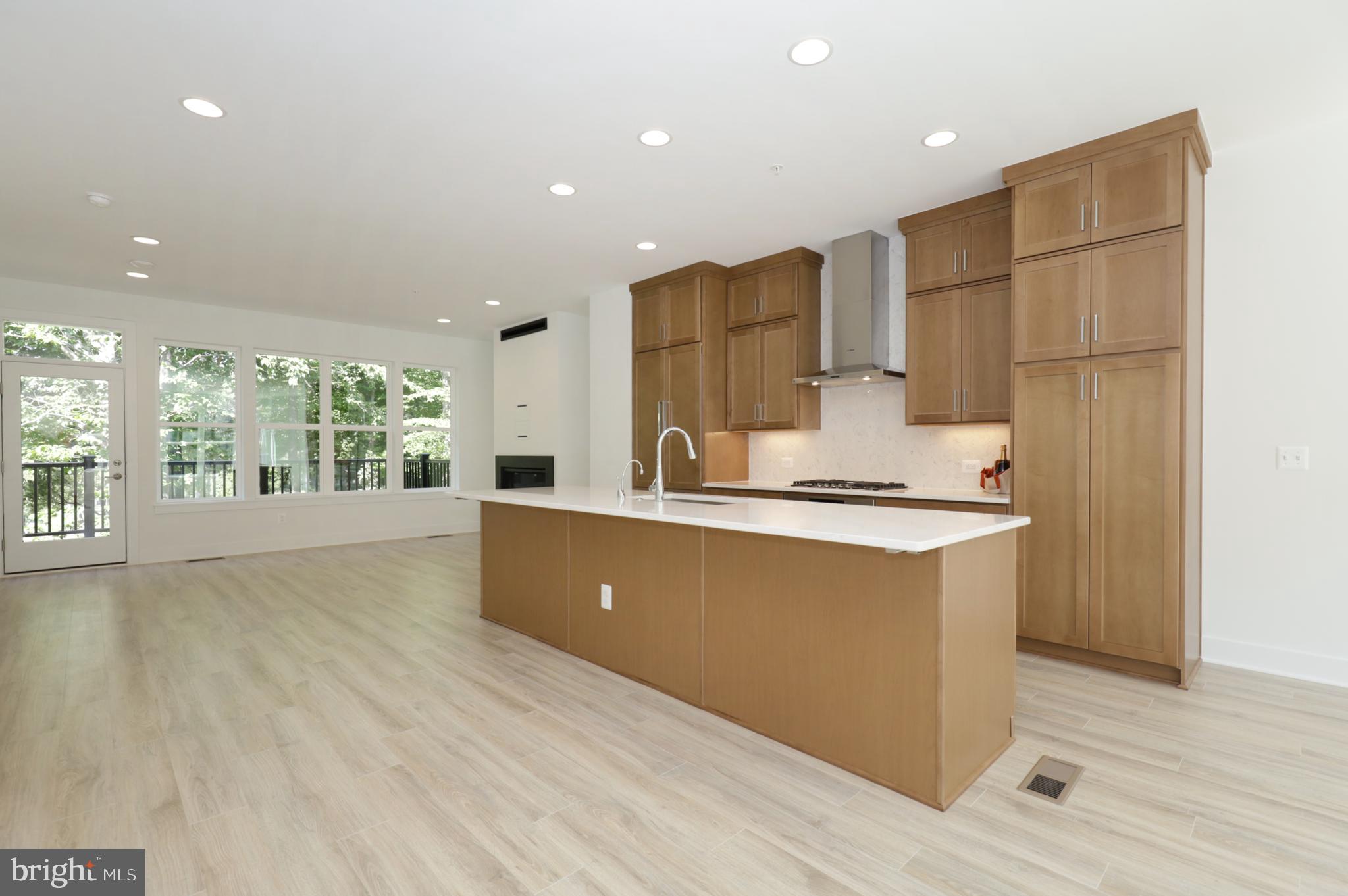 SUTTON HEIGHTS - Residential Lease