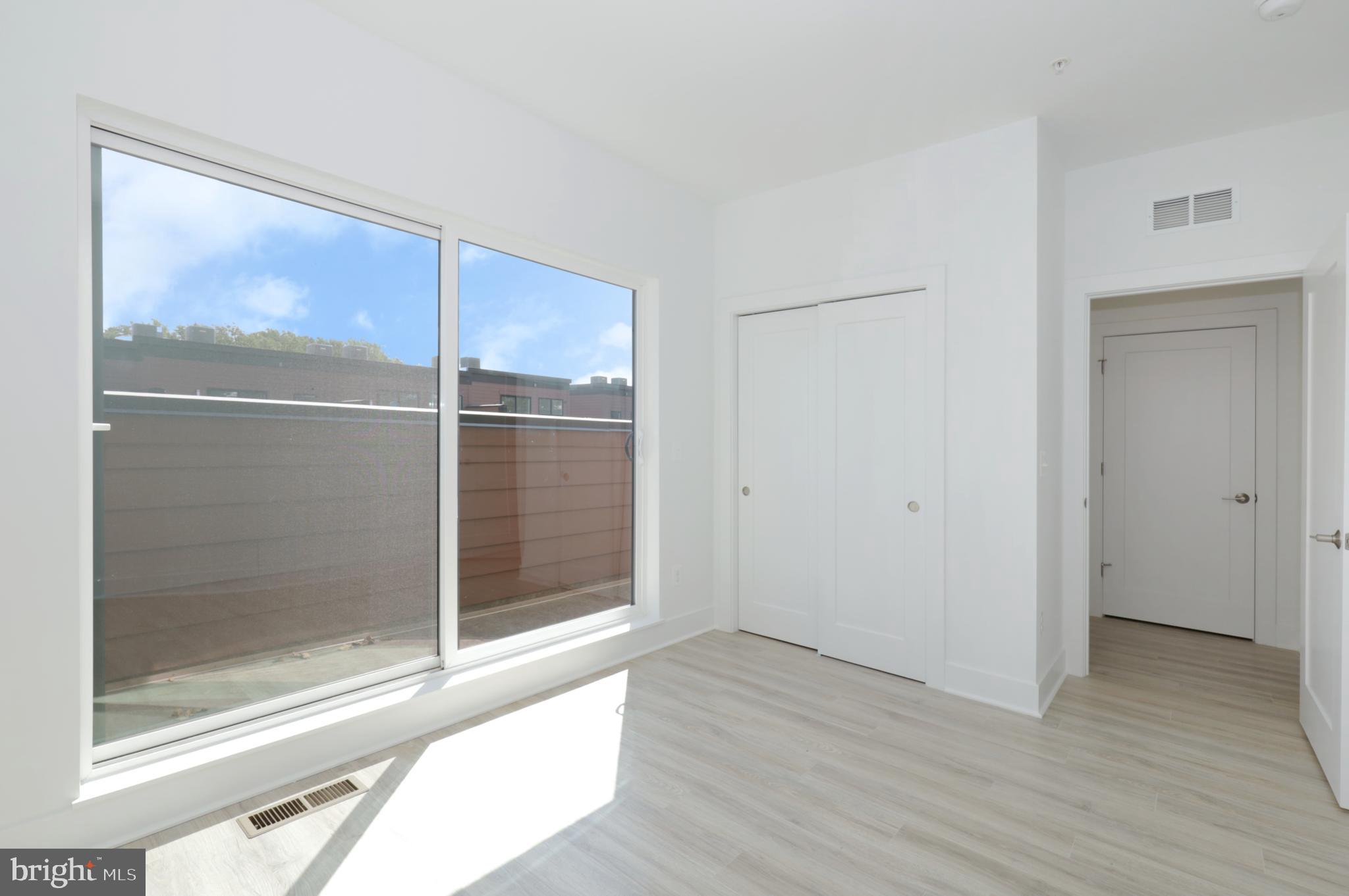 SUTTON HEIGHTS - Residential Lease