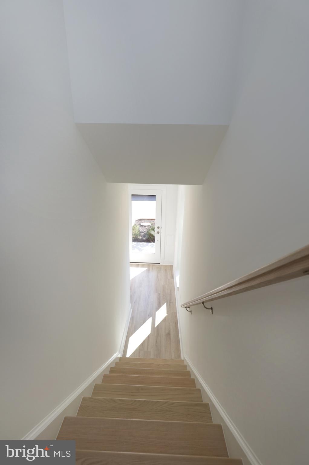 SUTTON HEIGHTS - Residential Lease