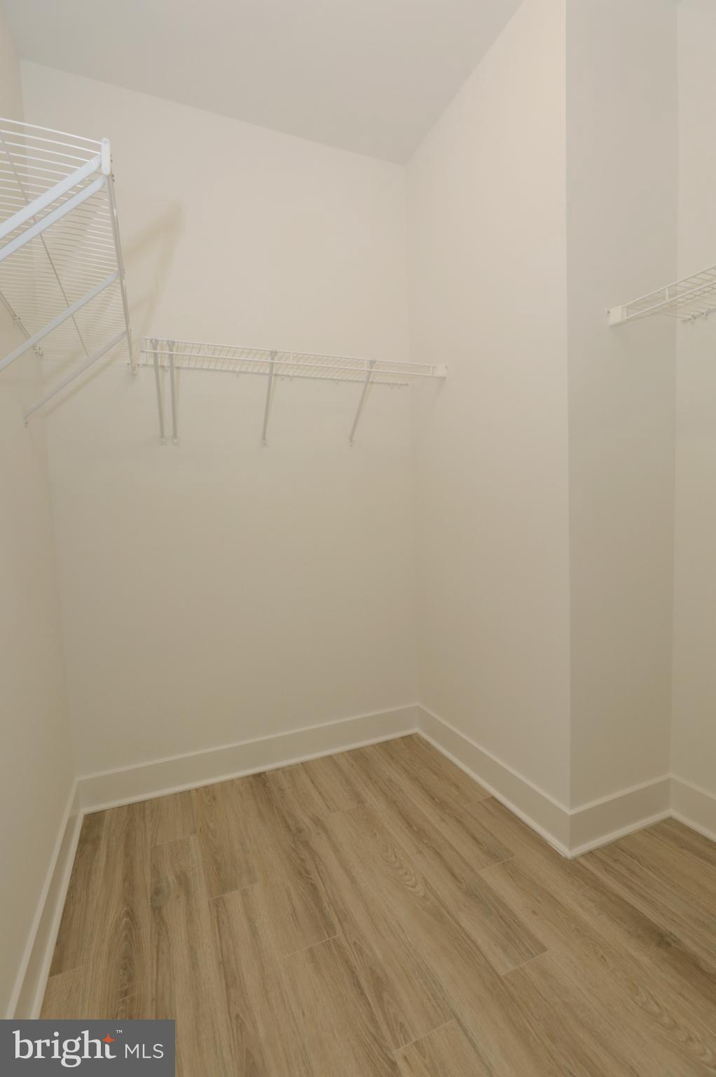 SUTTON HEIGHTS - Residential Lease