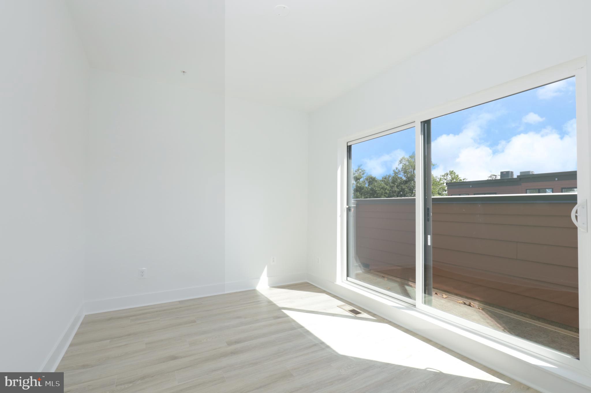 SUTTON HEIGHTS - Residential Lease