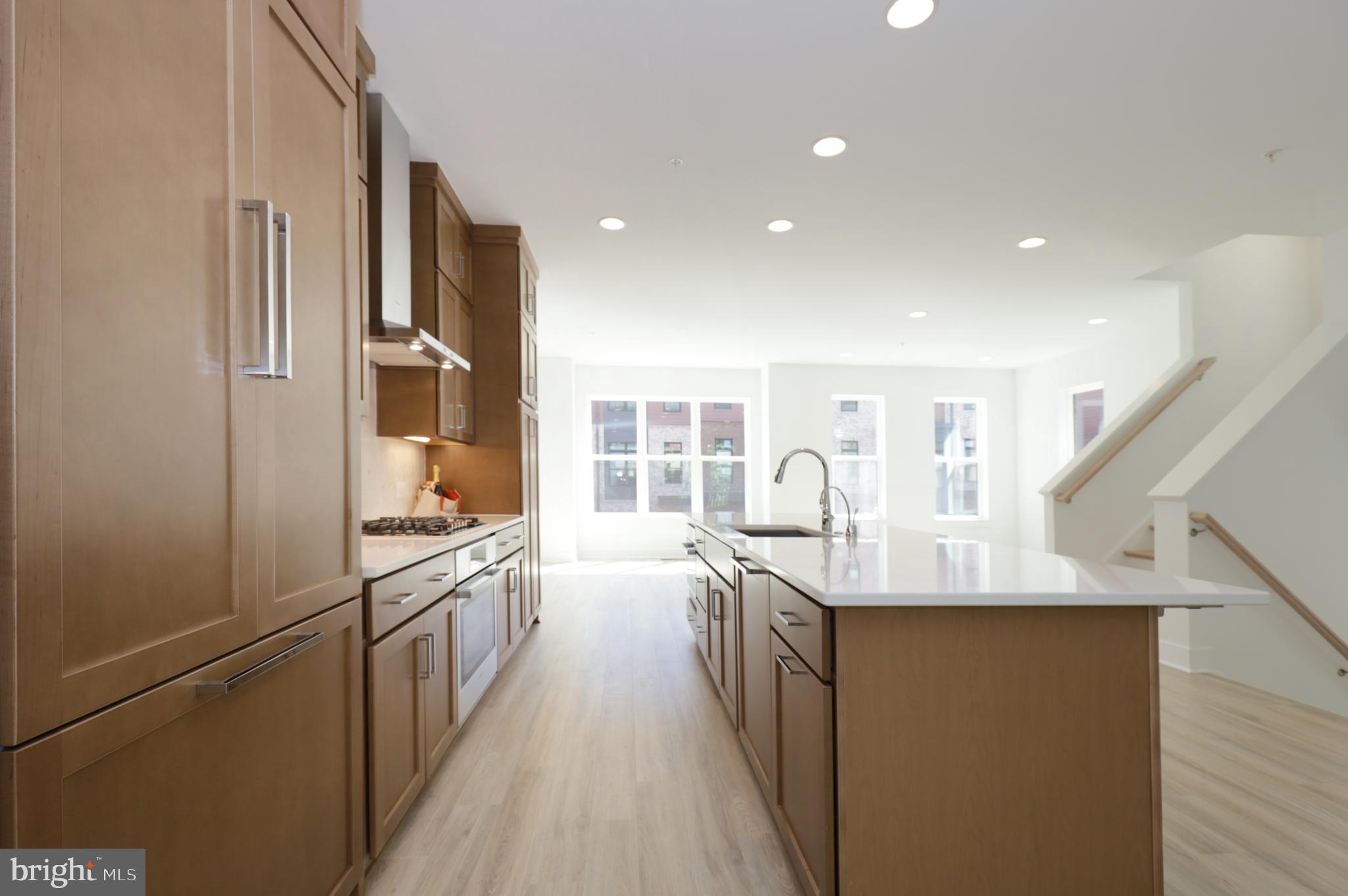 SUTTON HEIGHTS - Residential Lease