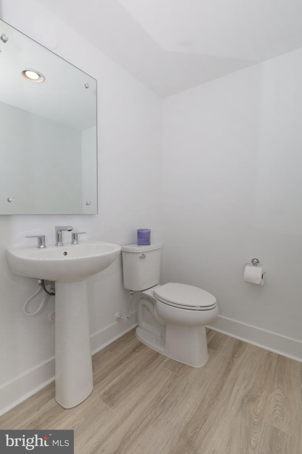 SUTTON HEIGHTS - Residential Lease