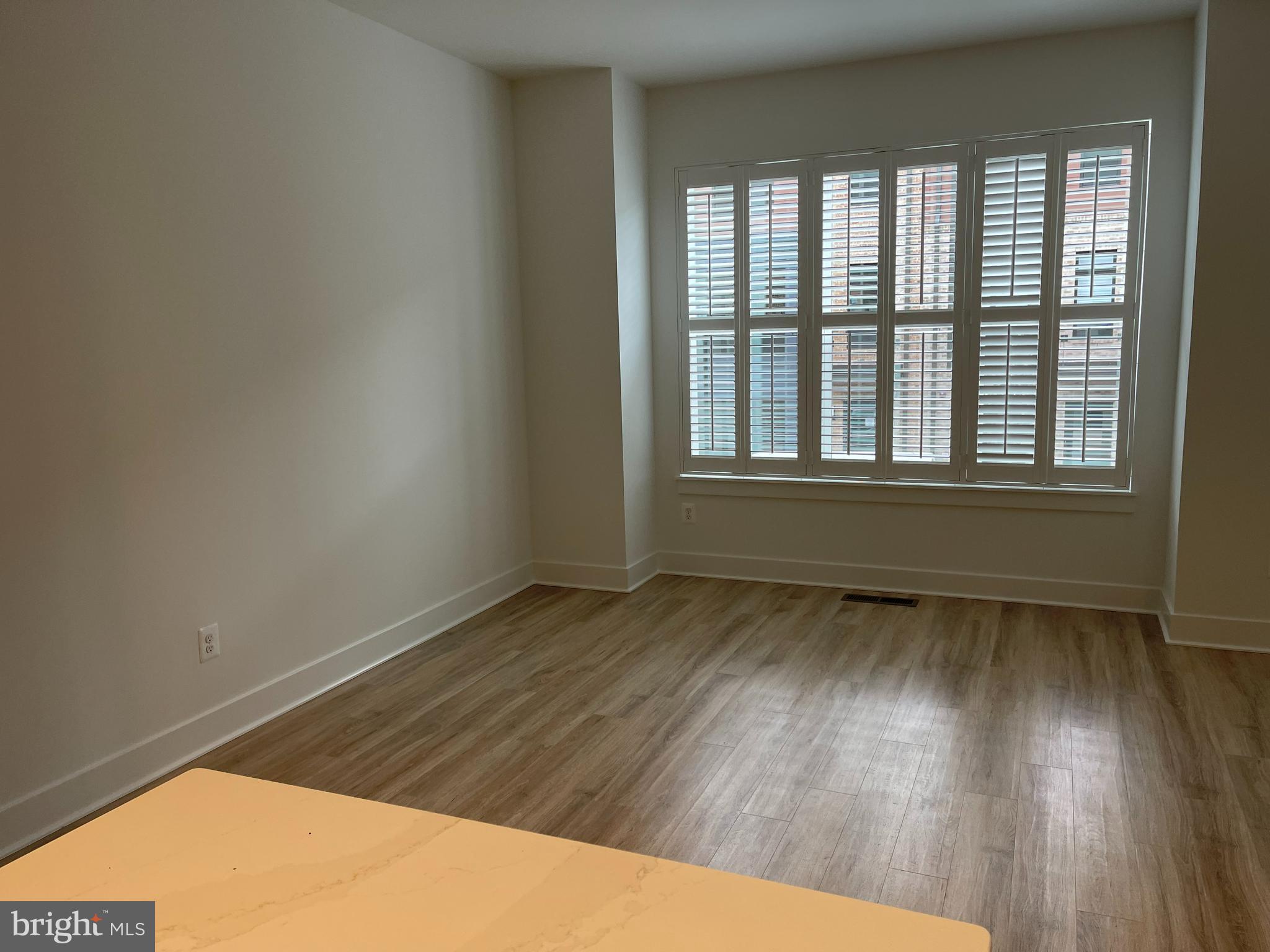 SUTTON HEIGHTS - Residential Lease