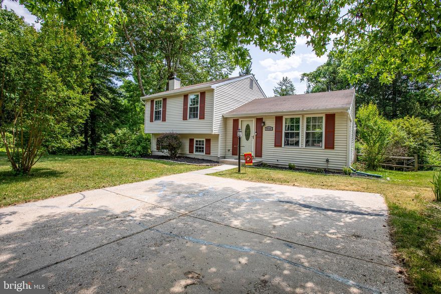 Welcome to this charming 3 BR/2 BA single-family home nestled in the desirable community of Columbia. Step into the spacious and carpeted living area, bathed in abundant natural light and offering a delightful view of the outside. The separate dining area provides a perfect space for enjoying meals and entertaining guests, with convenient access to the ample deck where you can relax and soak up the outdoors. The kitchen boasts beautiful countertops and cabinetry that harmonize seamlessly with the stainless steel appliances, creating a stylish and functional culinary space. Upstairs, you'll discover three generously sized and carpeted bedrooms, each offering ample closet space to accommodate your belongings. The master bedroom features its own full bathroom for added privacy and convenience, while an additional full bathroom is easily accessible from the hallway. The fully finished basement presents a versatile space that can be utilized as a comfortable family room or any other purpose that suits your needs. The basement also houses the utilities, along with a convenient washer and dryer setup, providing ultimate convenience for your laundry needs!

Local attractions:

- The Mall in Columbia: A large shopping mall featuring a wide range of stores, restaurants, and entertainment options.
- Merriweather Post Pavilion: An outdoor concert venue that hosts live music performances and events throughout the year.
- Columbia Lakefront: A scenic area with a lake, walking paths, and outdoor seating, perfect for picnics and relaxation.
- Robinson Nature Center: A nature preserve and educational center offering trails, exhibits, and programs on local wildlife and ecosystems.
- Historic Savage Mill: A restored textile mill turned shopping and dining destination, known for its unique shops and art galleries.

Nearby highways:

- Interstate 95 (I-95): A major highway that runs north-south, providing access to nearby cities and connecting to other major interstates.
- Maryland Route 32 (MD-32): A local highway that intersects with I-95 and provides convenient access to different areas of Columbia and surrounding regions.

Pets are welcome with additional pet deposit!

Application Qualifications: Minimum income of 3 times the monthly rent, no evictions or recent filings, current accounts in good standing, and a clean criminal background check.

All Bay Management Group residents are automatically enrolled in the Resident Benefits Package (RBP) for $39.95/month, which includes renters insurance, credit building to help boost your credit score with timely rent payments, $1M Identity Protection, HVAC air filter delivery (for applicable properties), move-in concierge service making utility connection and home service setup a breeze during your move-in, our best-in-class resident rewards program, and much more! The Resident Benefits Package is a voluntary program and may be terminated at any time, for any reason, upon thirty (30) days’ written notice. Tenants that do not upload their own renters insurance to the Tenant portal 5 days prior to move in will be automatically included in the RBP and the renters insurance program. More details upon application.