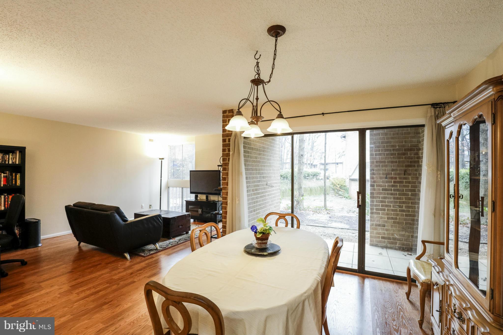 LAKEVIEW - Residential