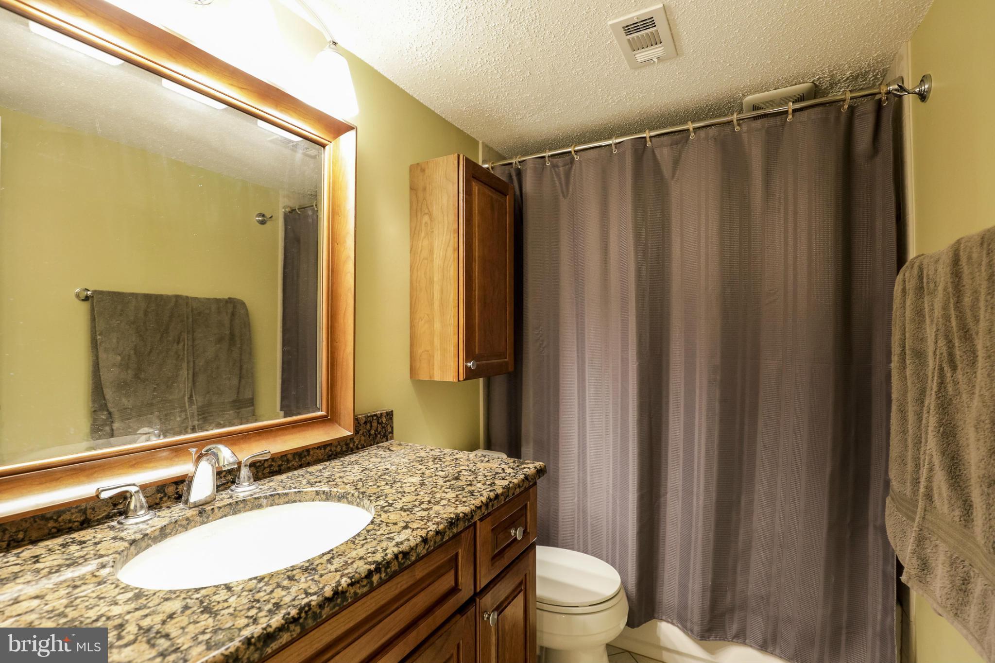 LAKEVIEW - Residential