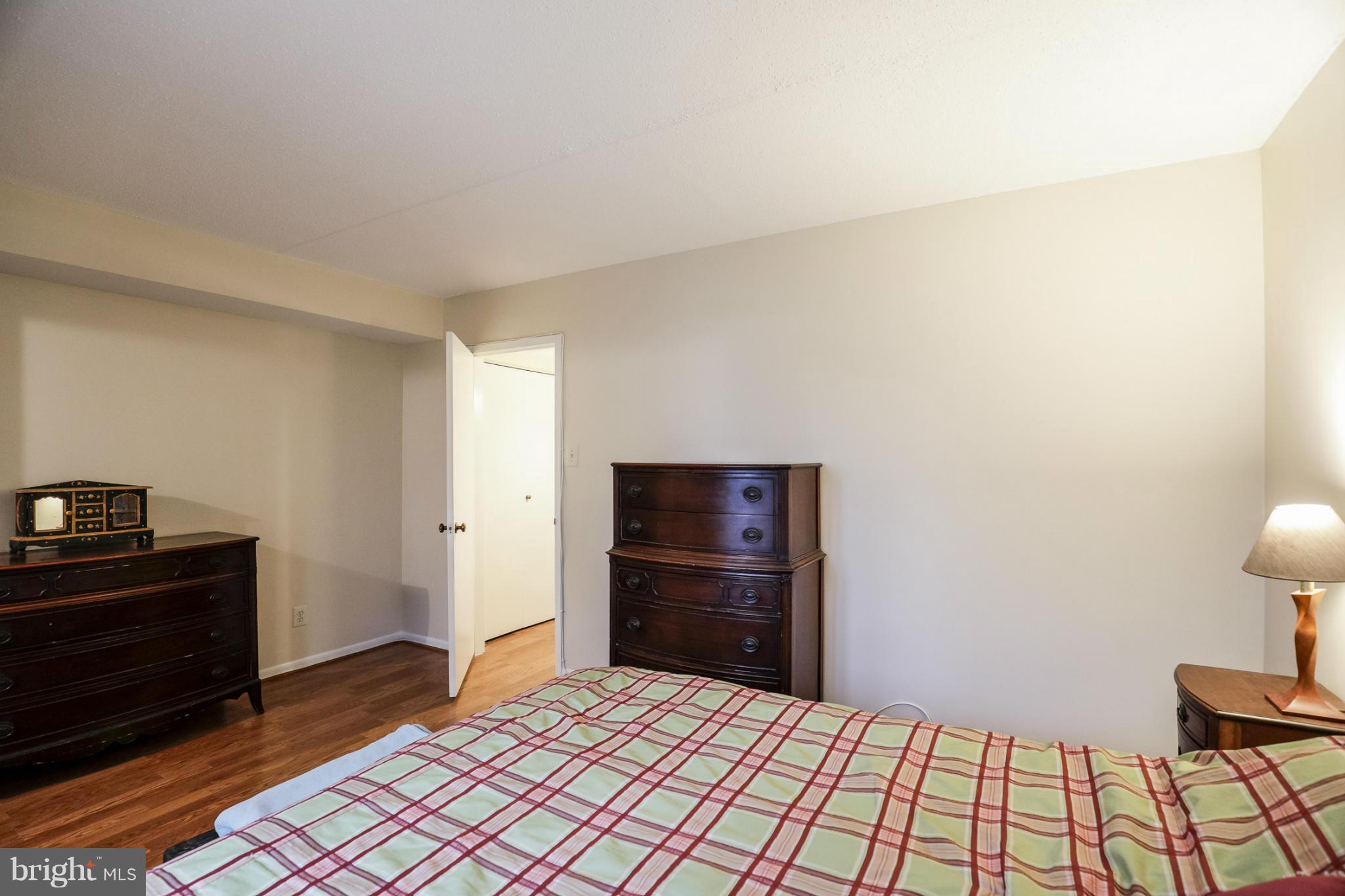 LAKEVIEW - Residential