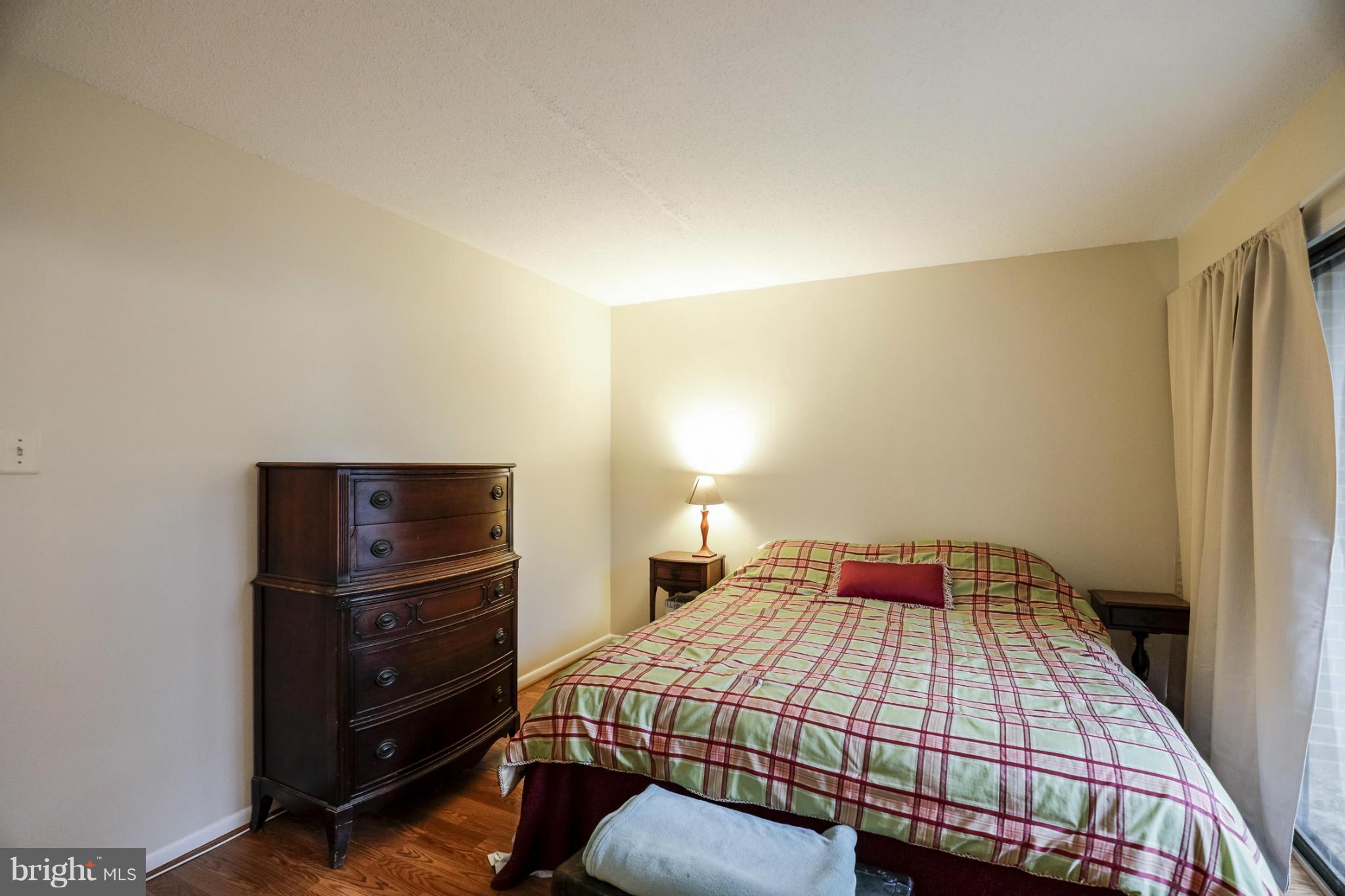 LAKEVIEW - Residential