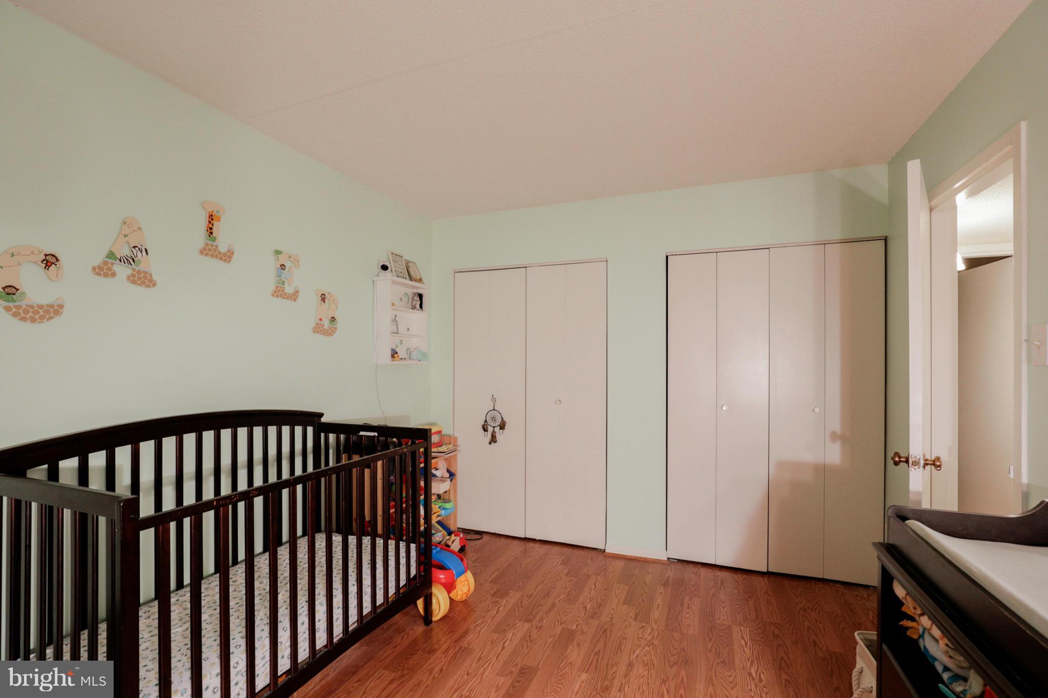 LAKEVIEW - Residential