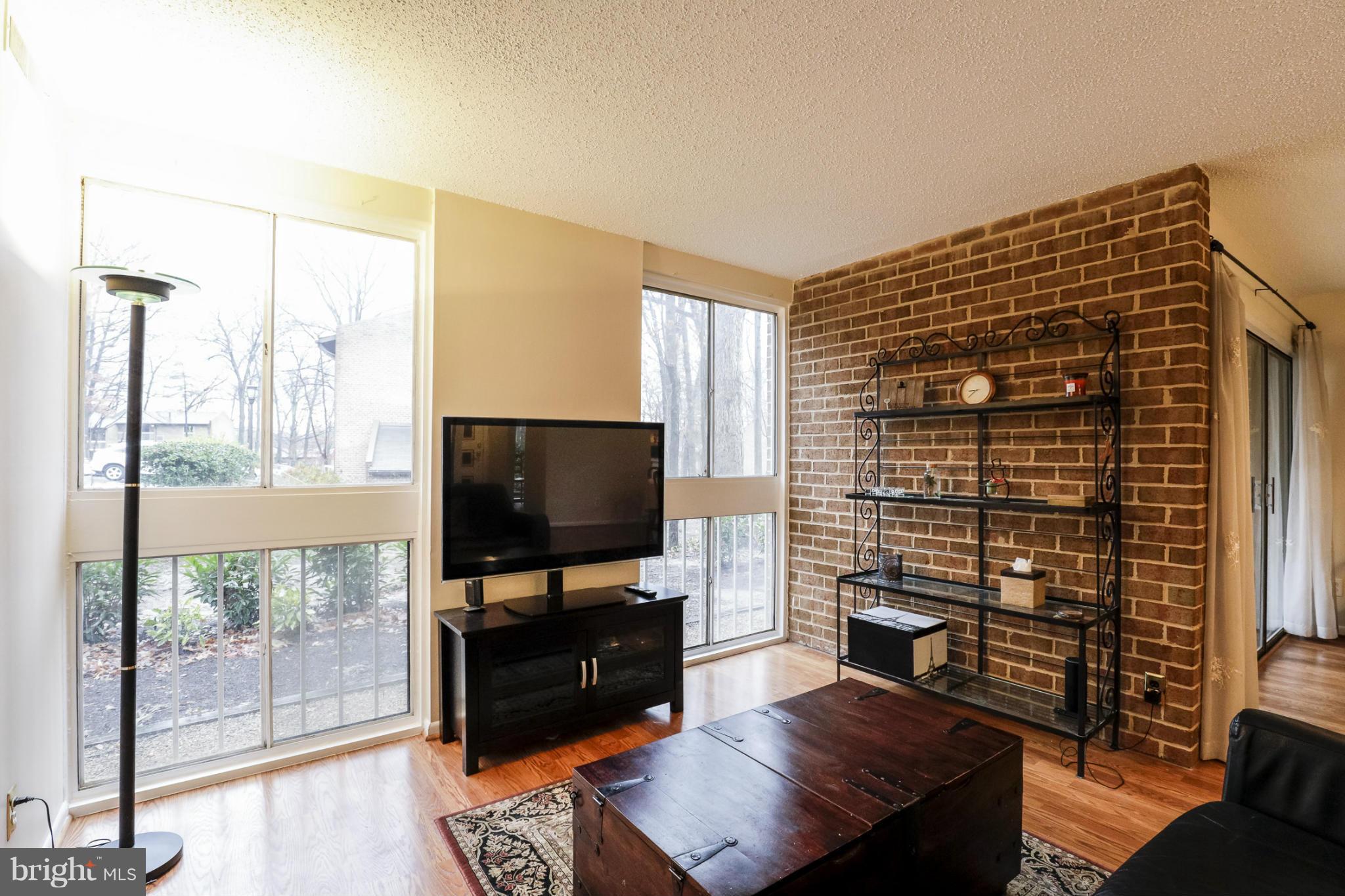 LAKEVIEW - Residential