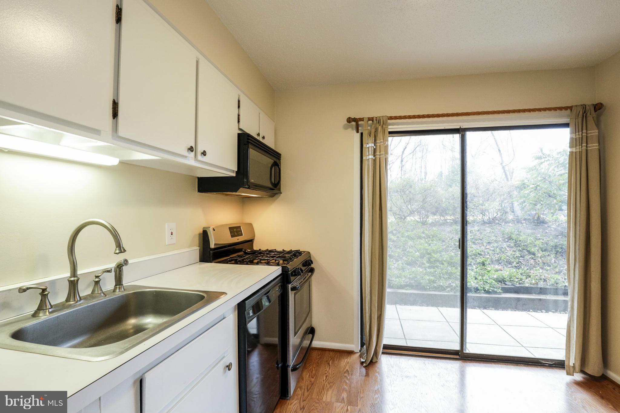 LAKEVIEW - Residential