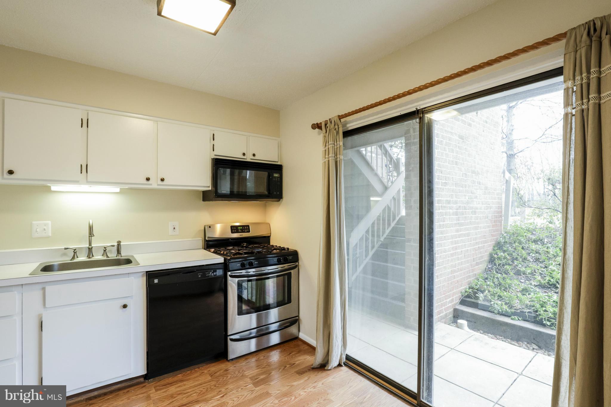 LAKEVIEW - Residential