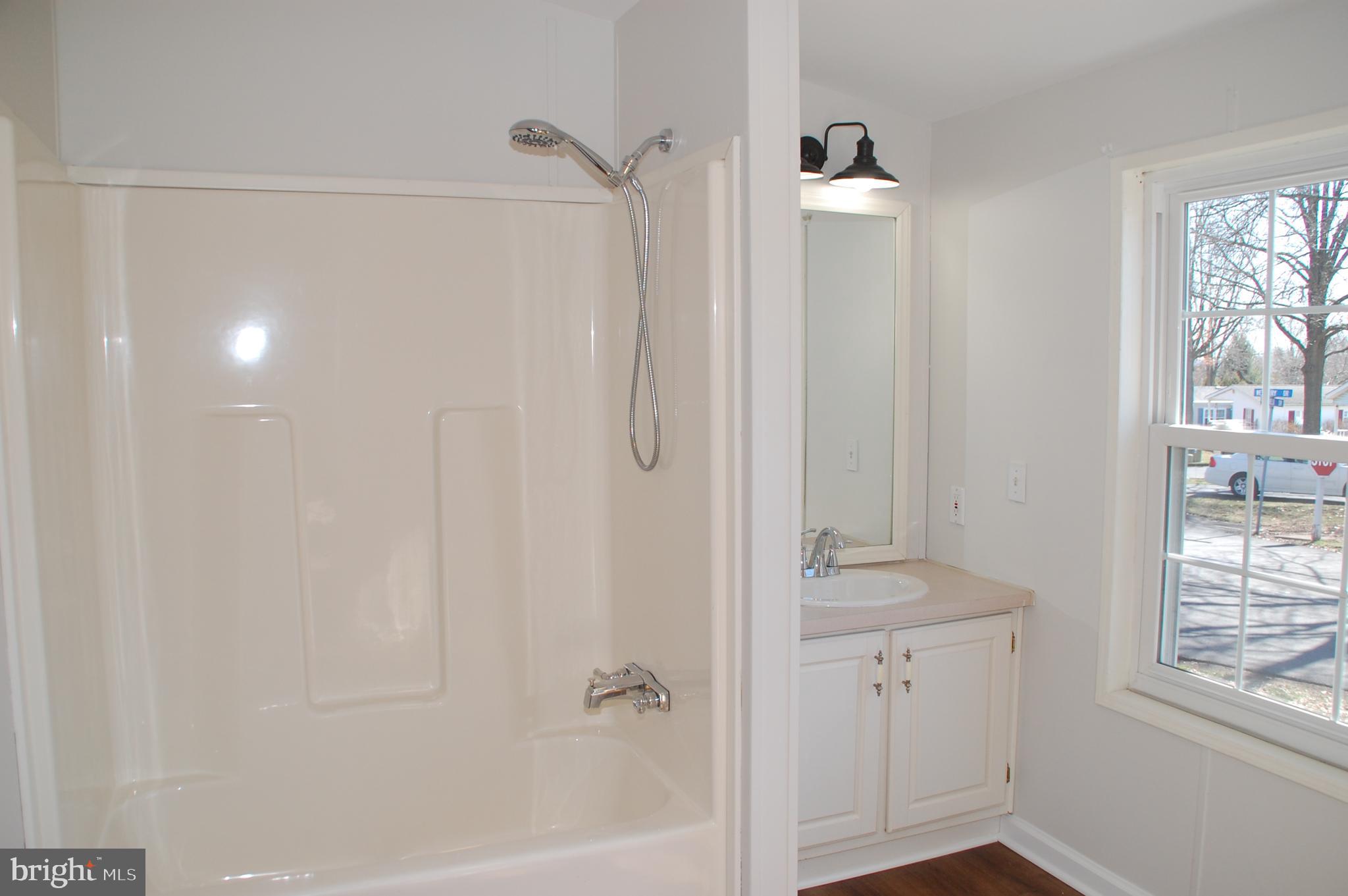 HIDDEN SPRINGS - Residential