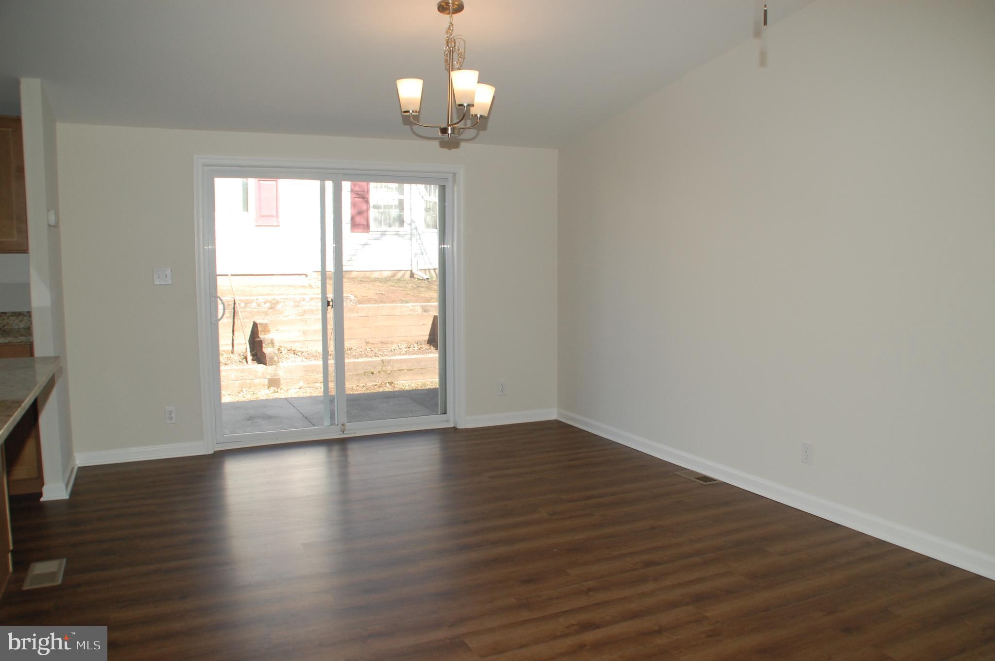 HIDDEN SPRINGS - Residential