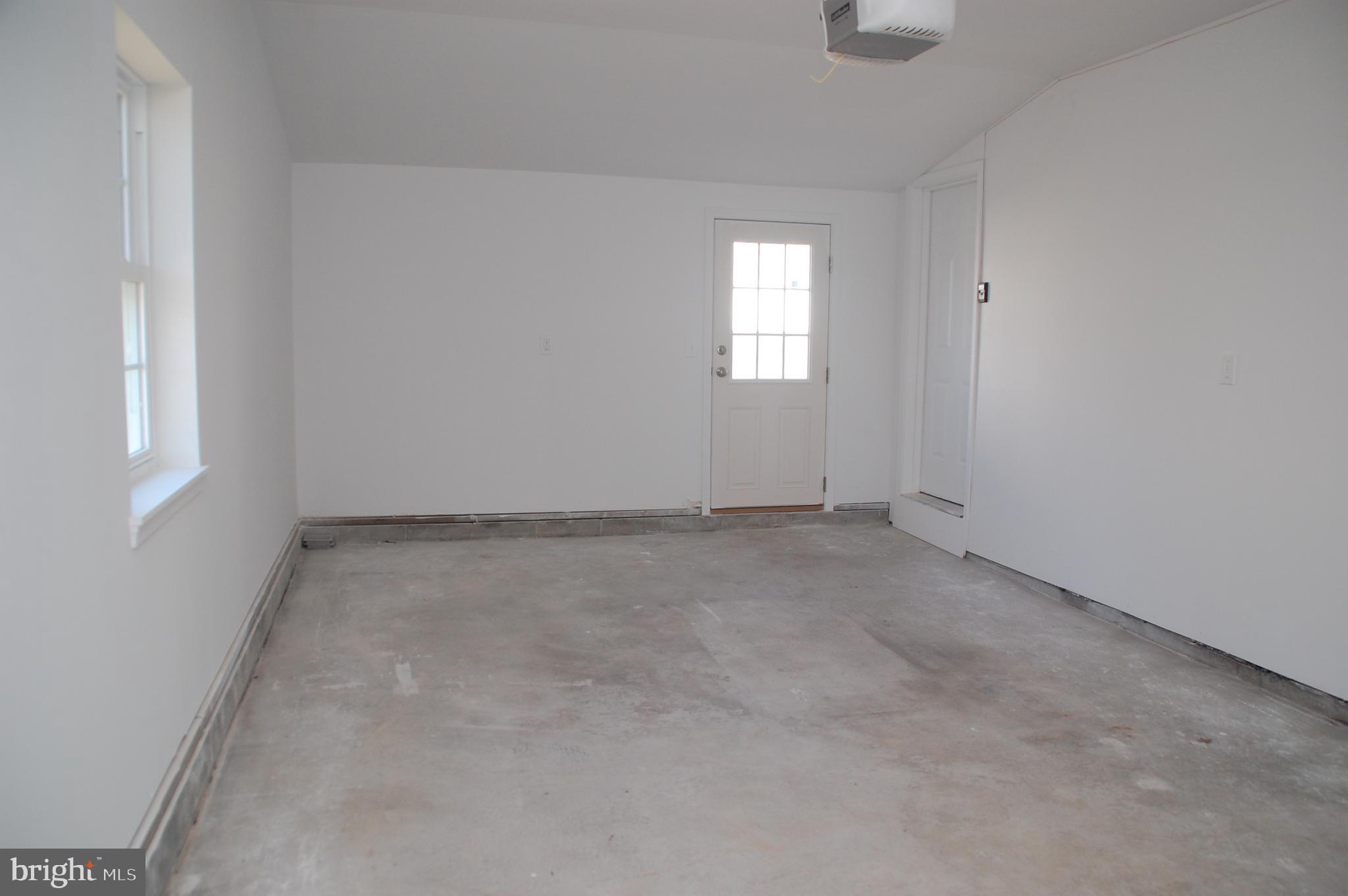 HIDDEN SPRINGS - Residential