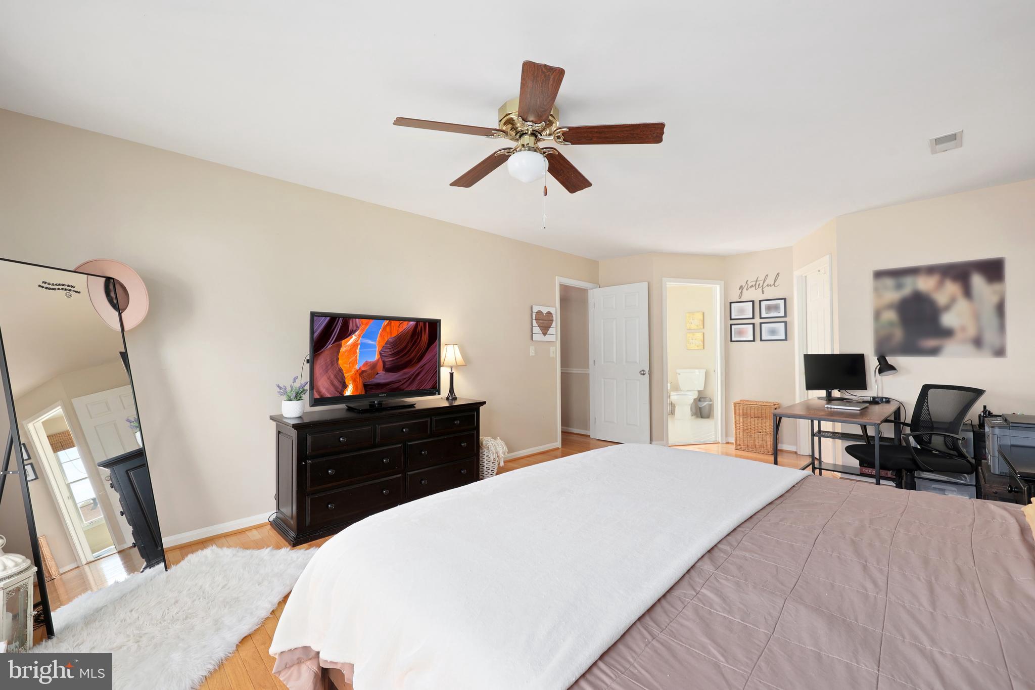 HAMPTON OAKS - Residential