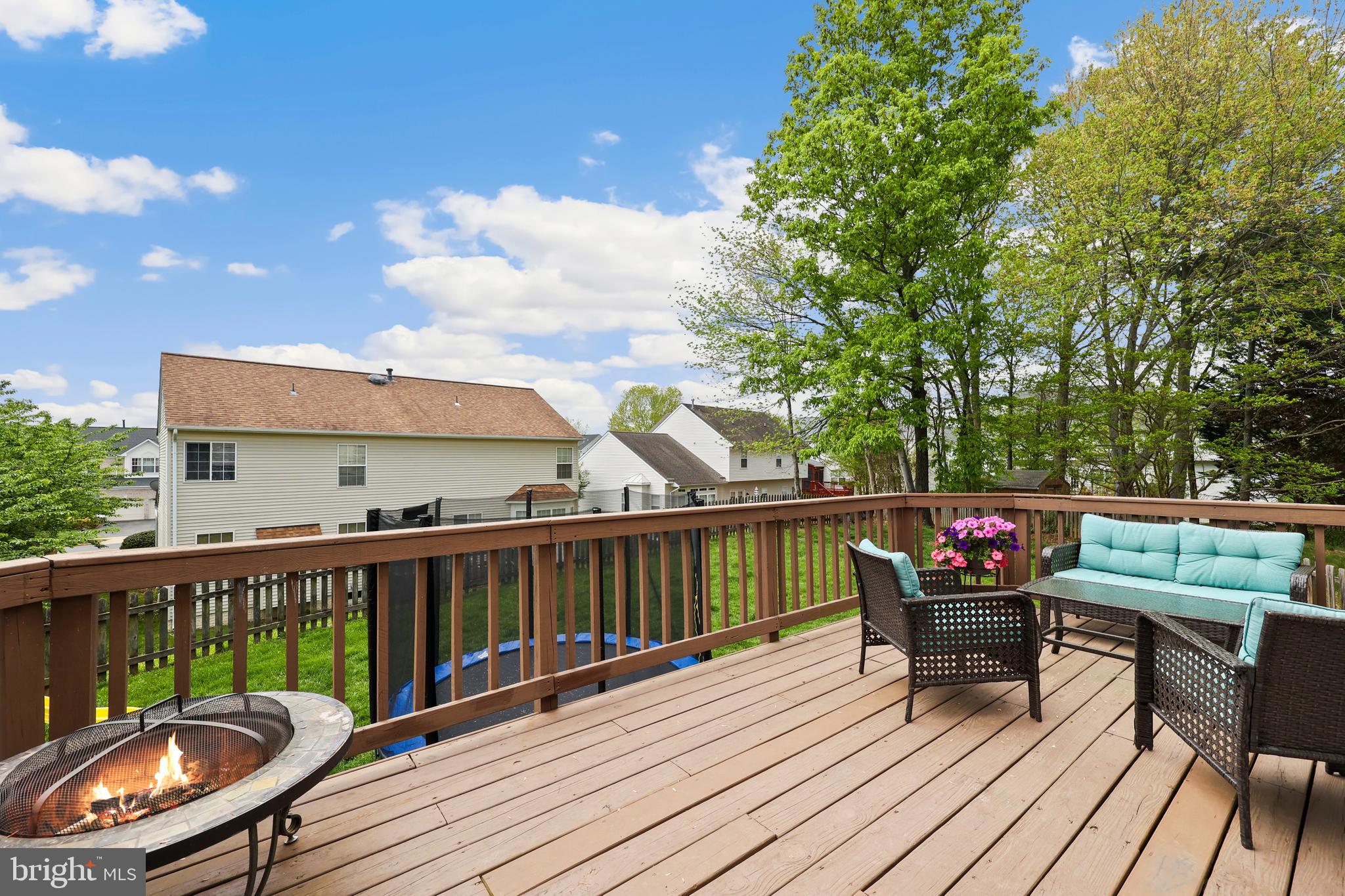 HAMPTON OAKS - Residential