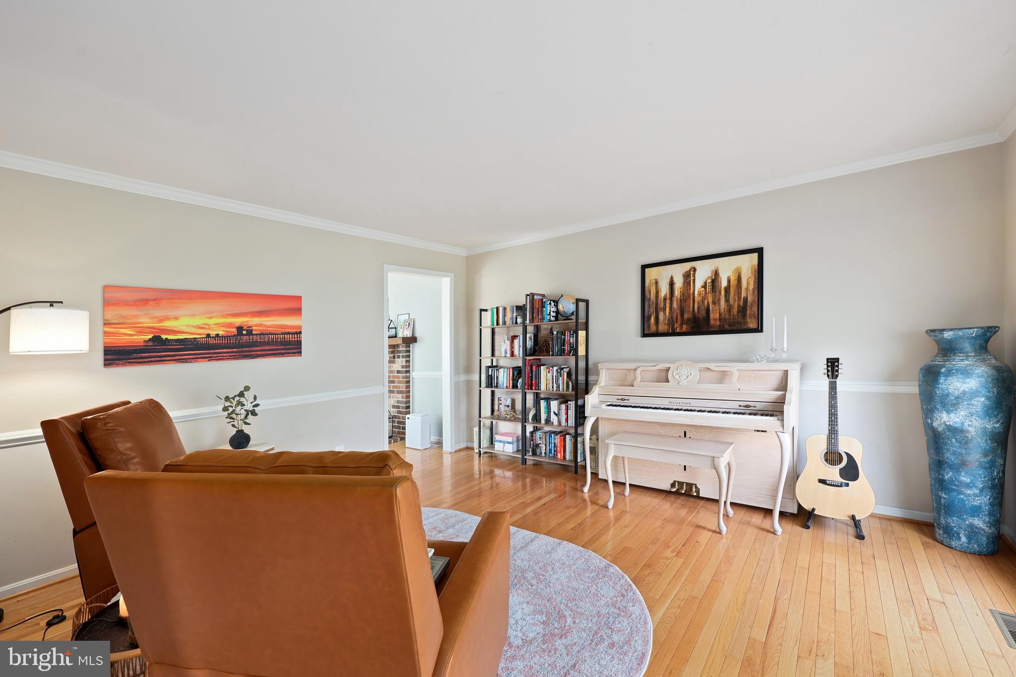 HAMPTON OAKS - Residential