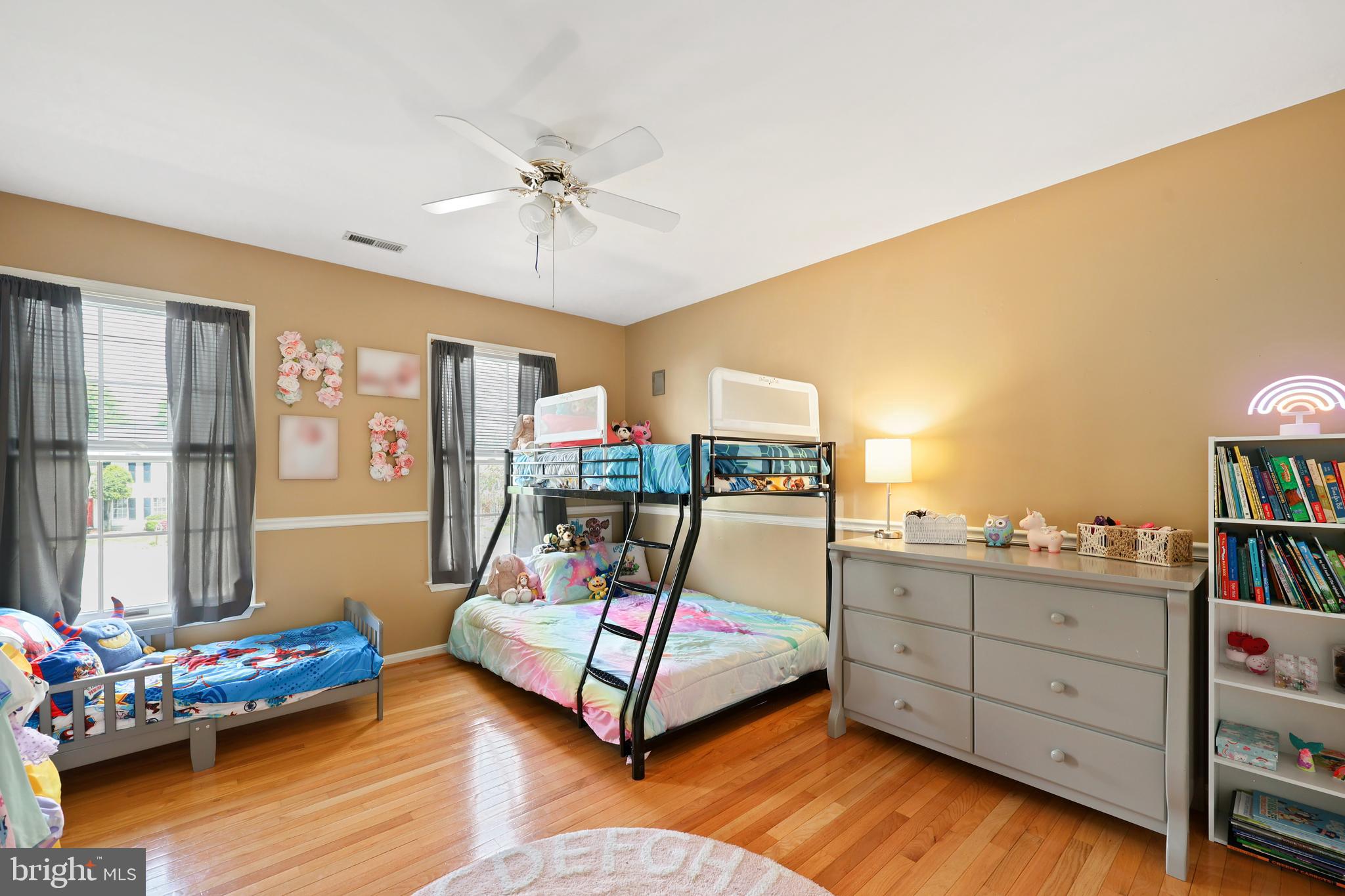 HAMPTON OAKS - Residential