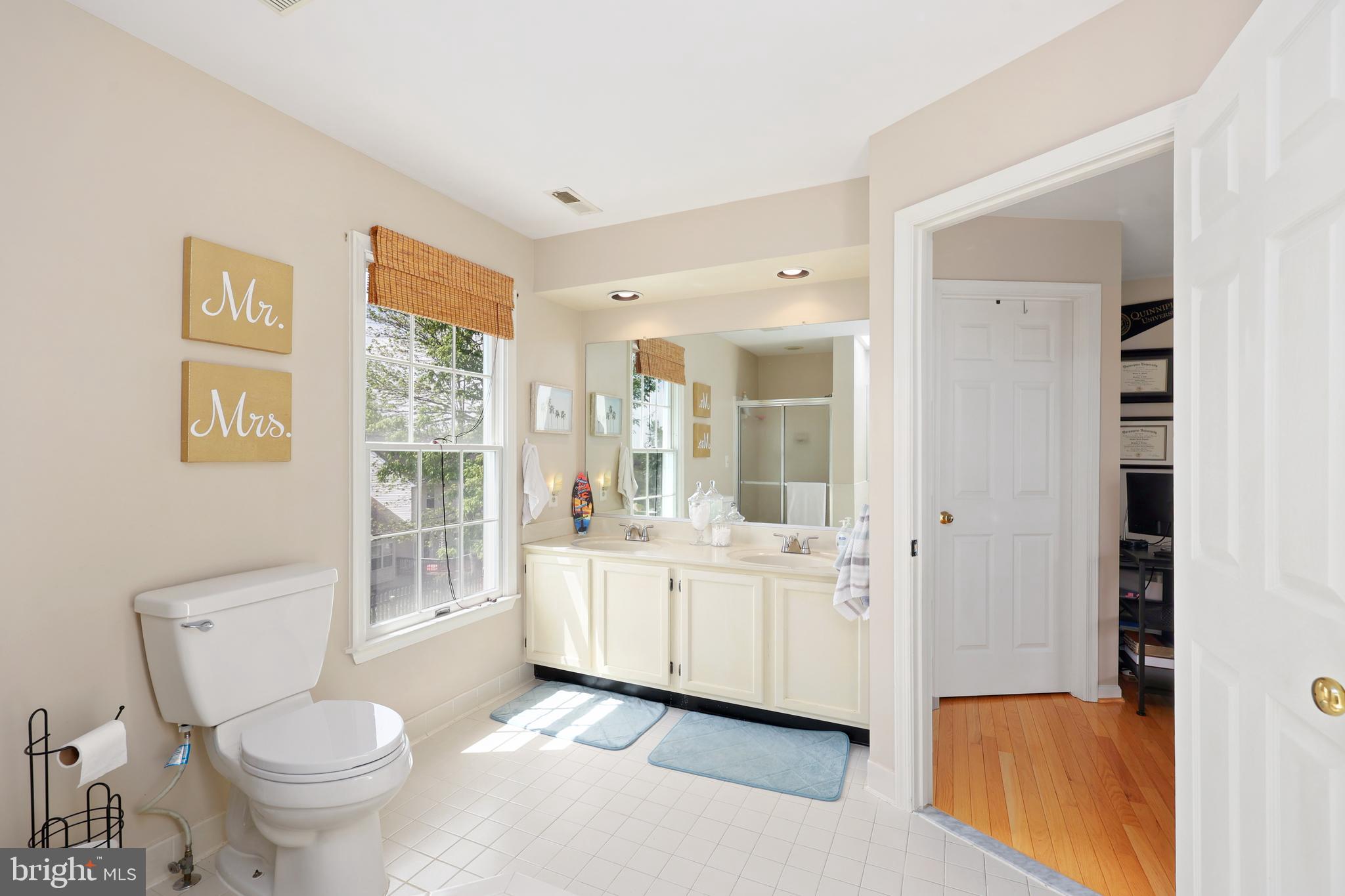 HAMPTON OAKS - Residential