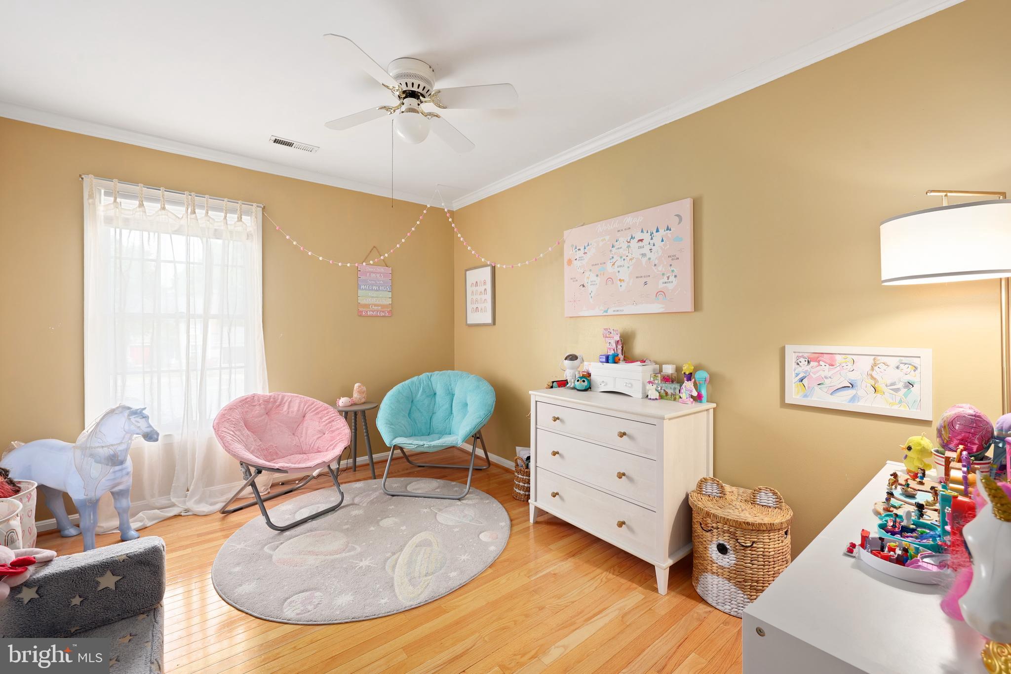 HAMPTON OAKS - Residential