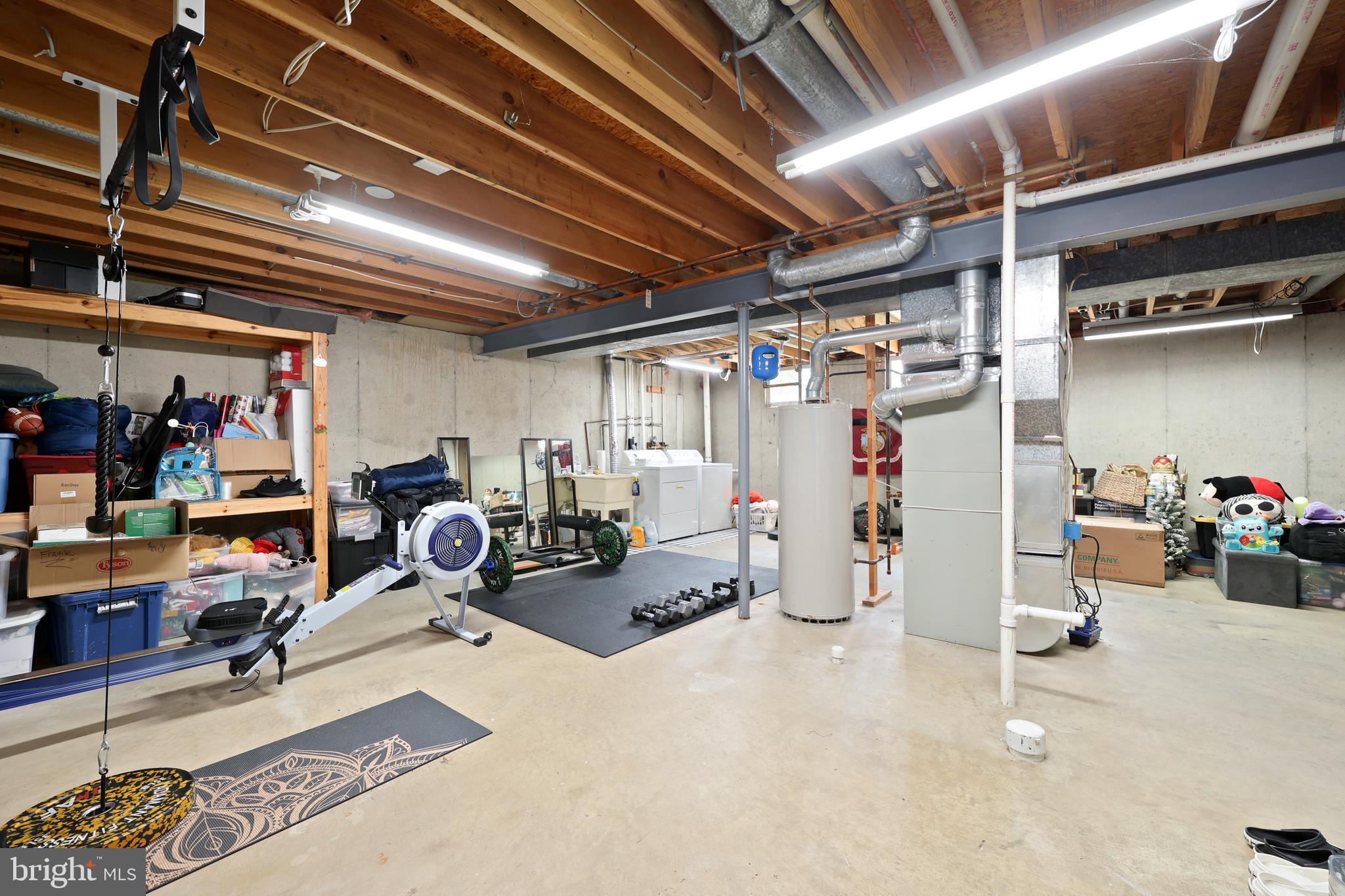 HAMPTON OAKS - Residential