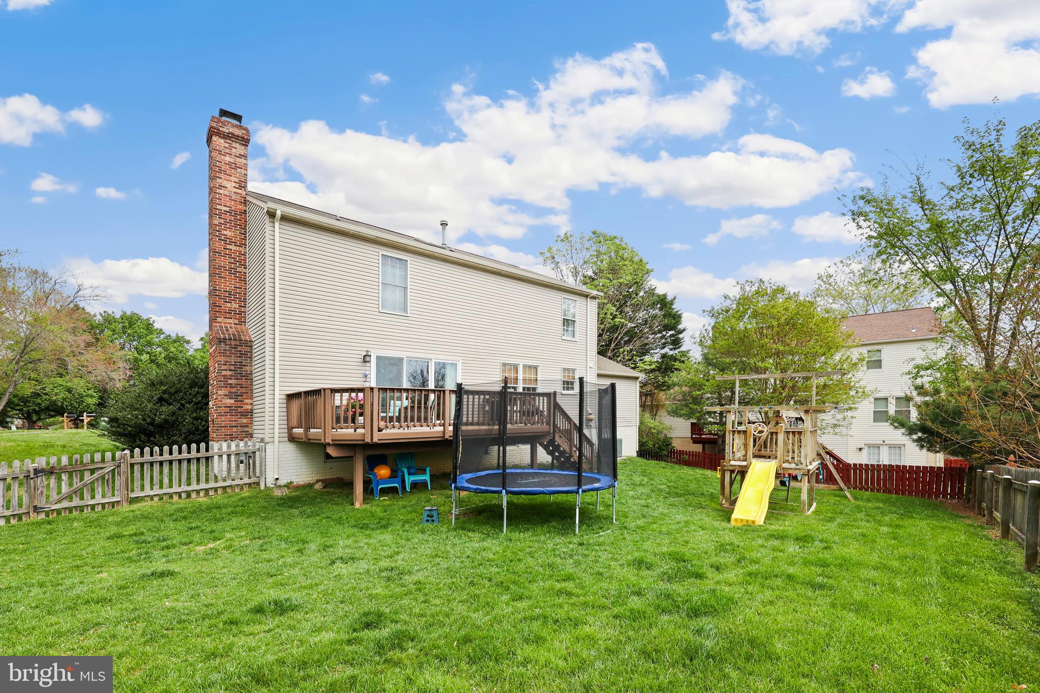 HAMPTON OAKS - Residential