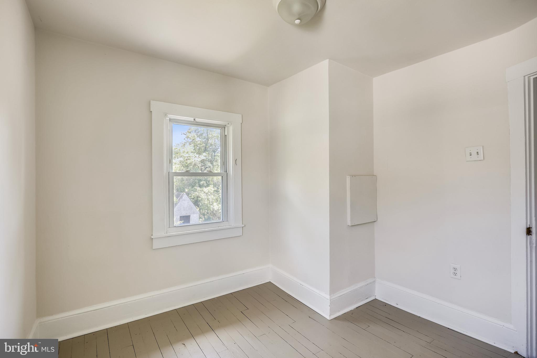 ELK MILLS - Residential Income