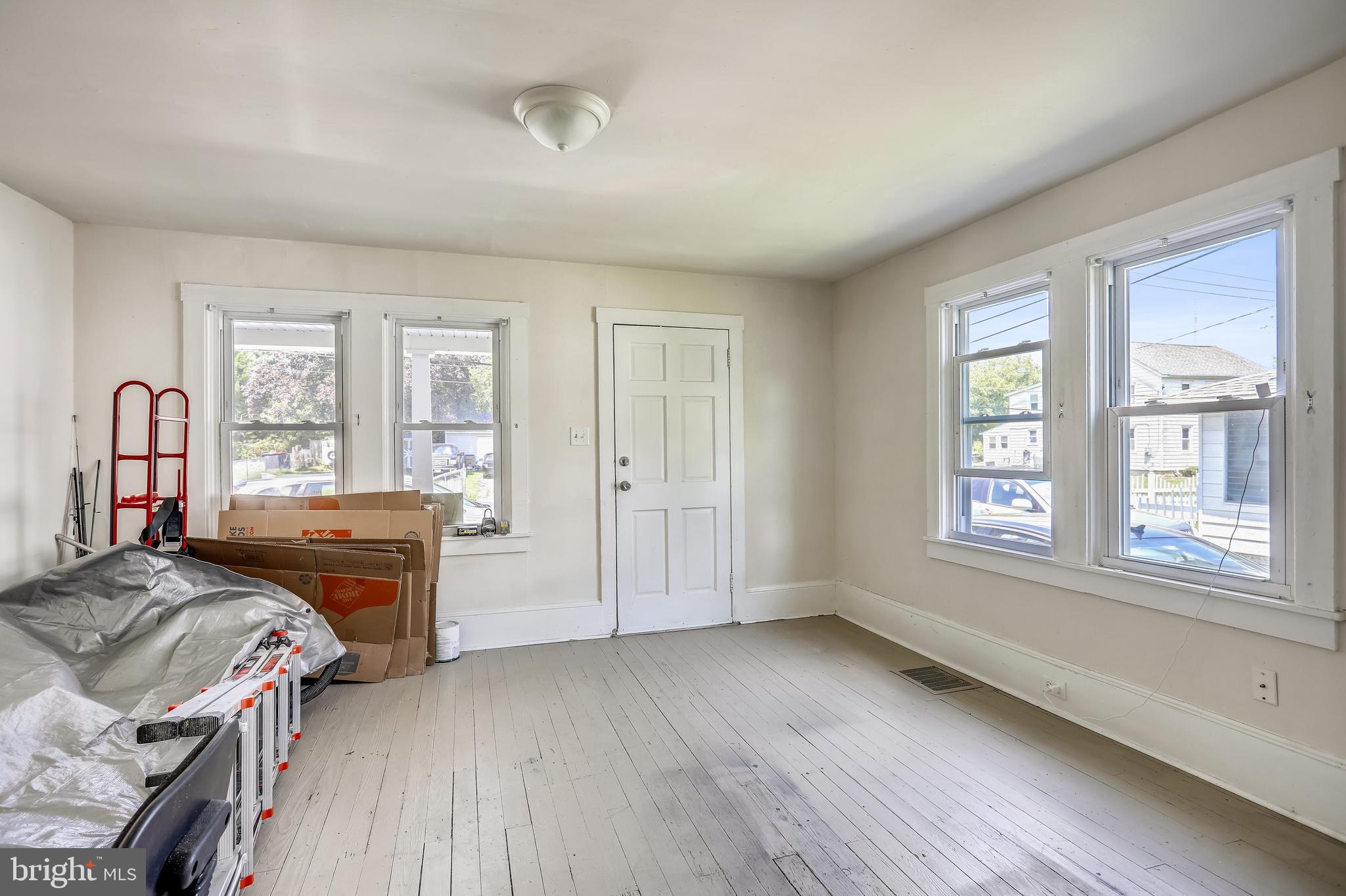 ELK MILLS - Residential Income