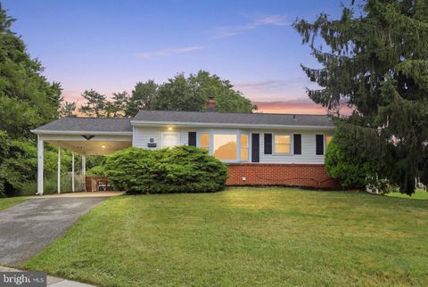 Homes For Sale - 60 Holden Drive<br/> New Castle County, NEW CASTLE, DE 19720