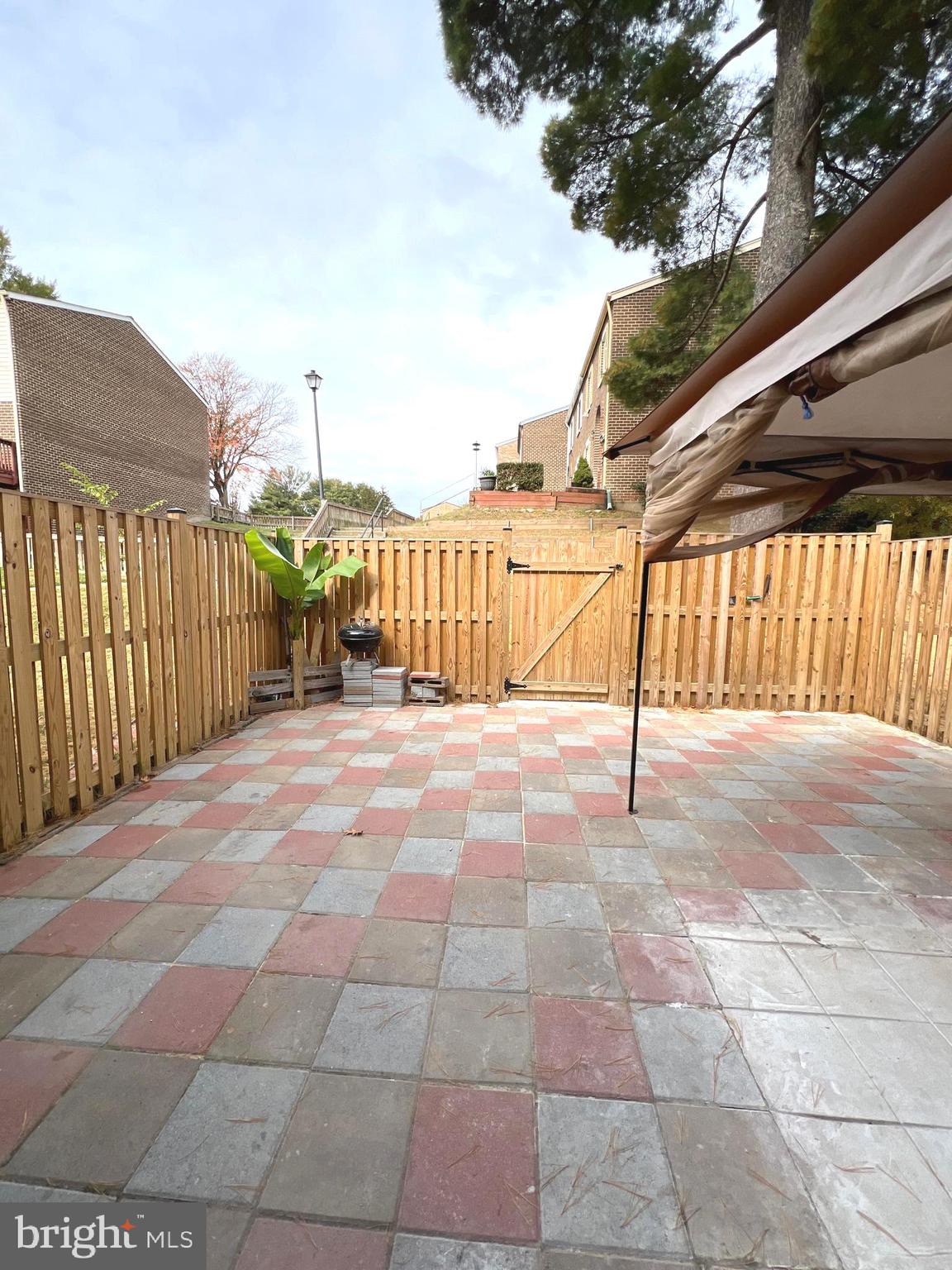 BRIGHTON WEST - Residential